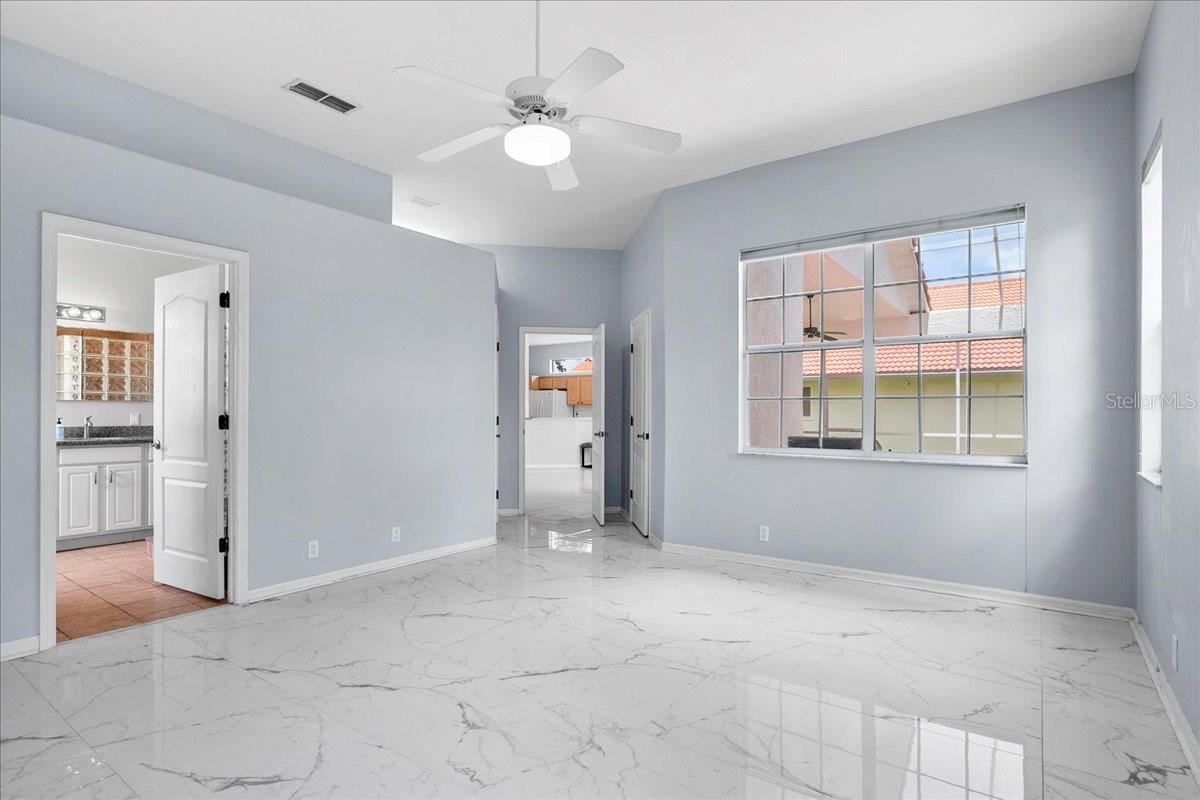A4658111 Property Photo