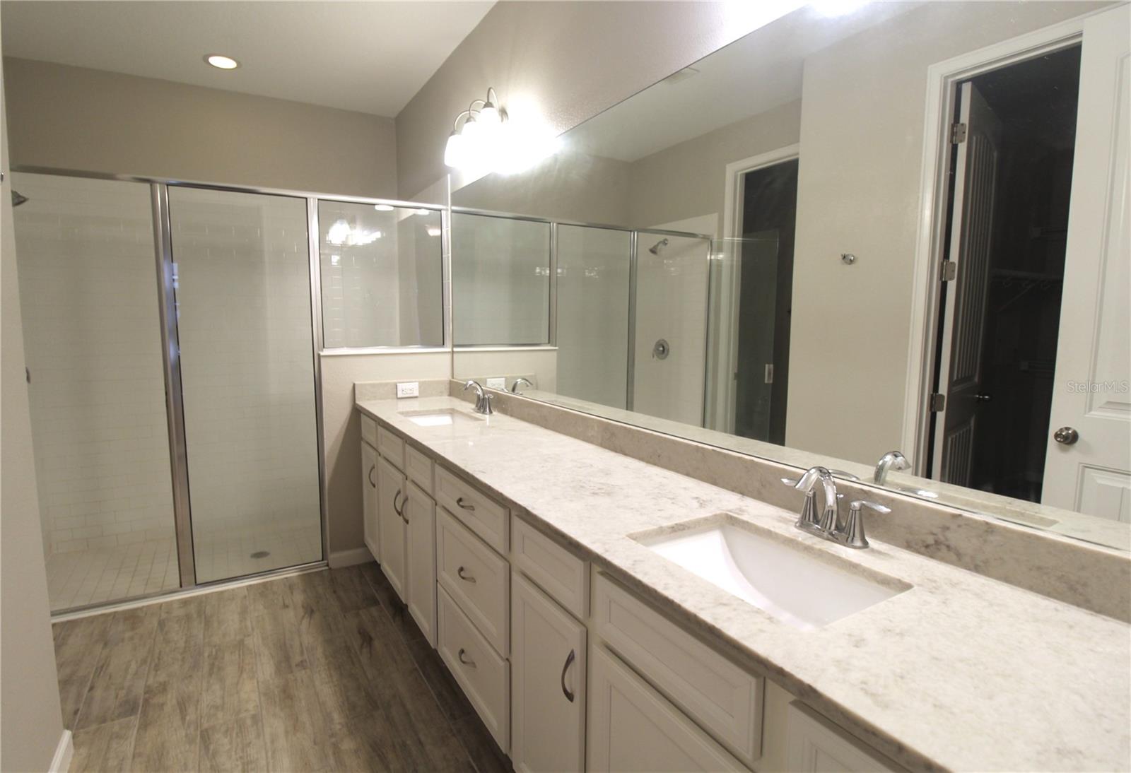 11819 BROOKSIDE DR, BRADENTON, FL, 34211