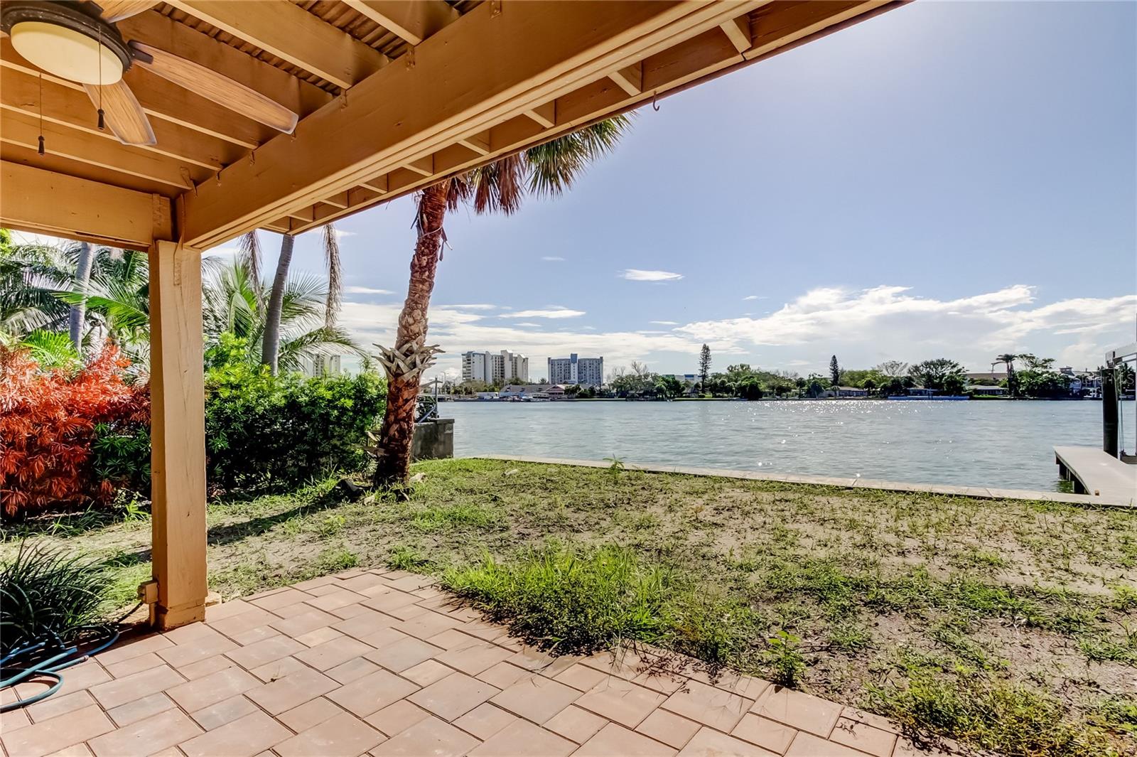 135 92ND AVE #5, TREASURE ISLAND, FL, 33706