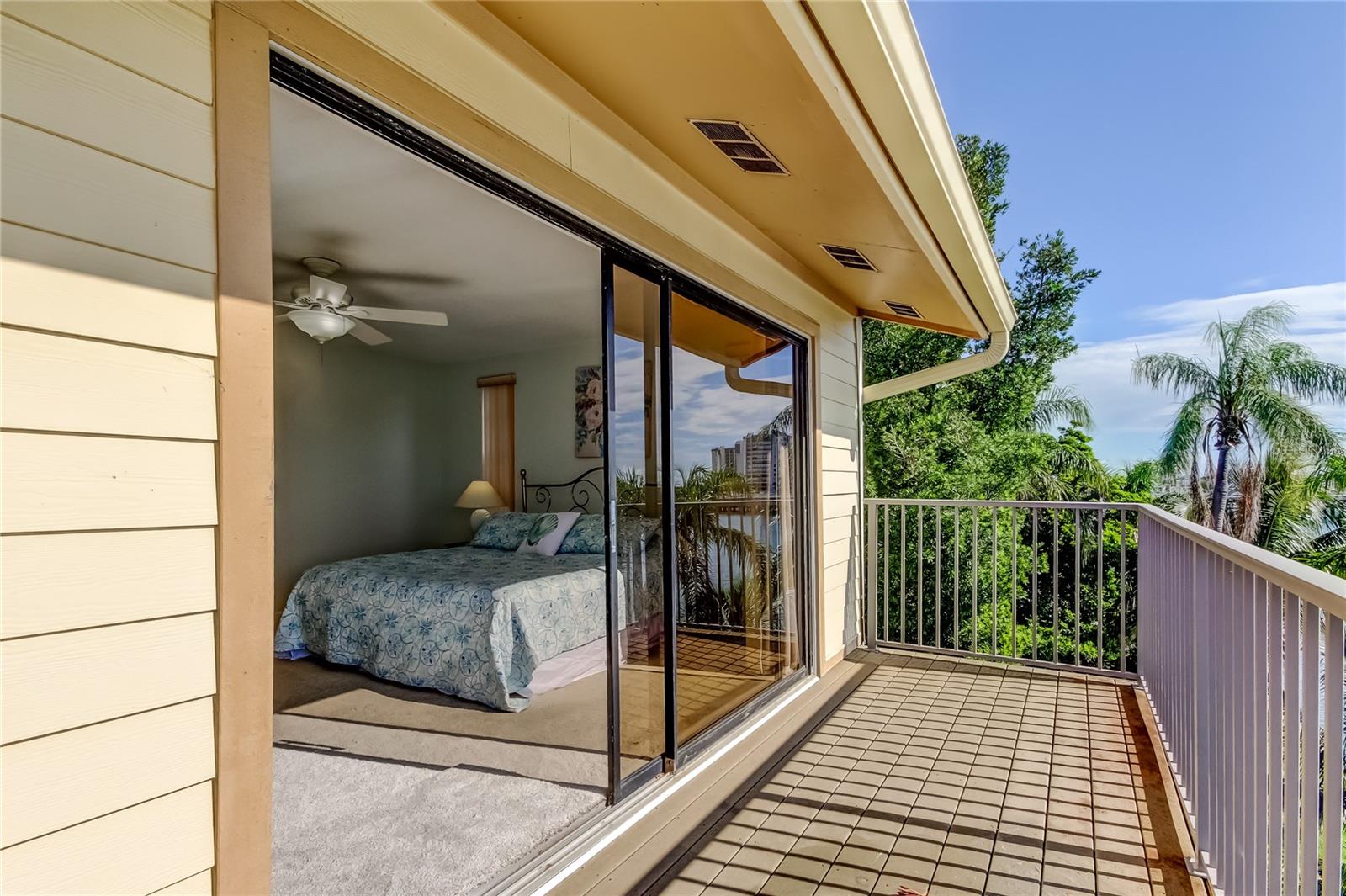 135 92ND AVE #5, TREASURE ISLAND, FL, 33706