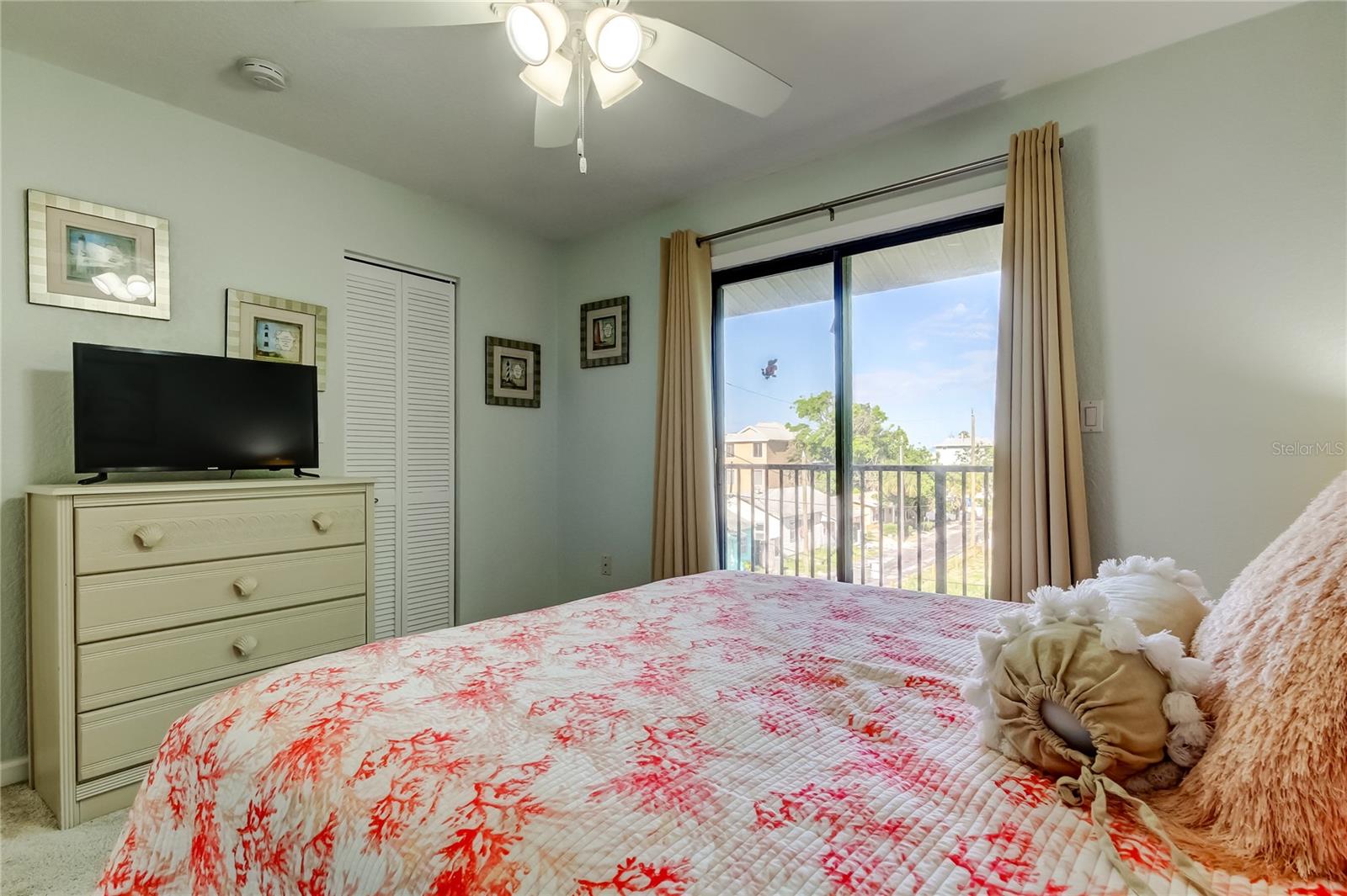 135 92ND AVE #5, TREASURE ISLAND, FL, 33706