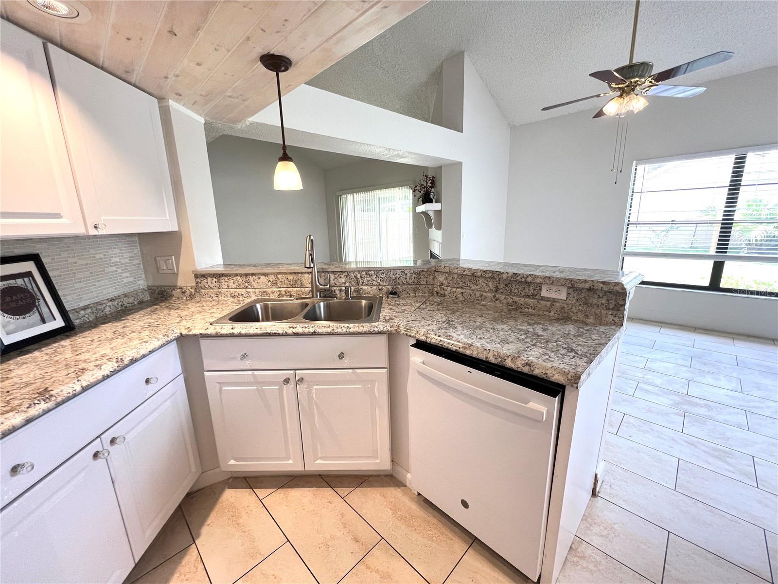 332 GOLDSTONE PL, LAKE MARY, FL, 32746