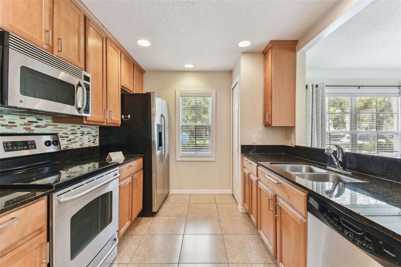 6262 MAISIE RD, ZEPHYRHILLS, FL, 33542