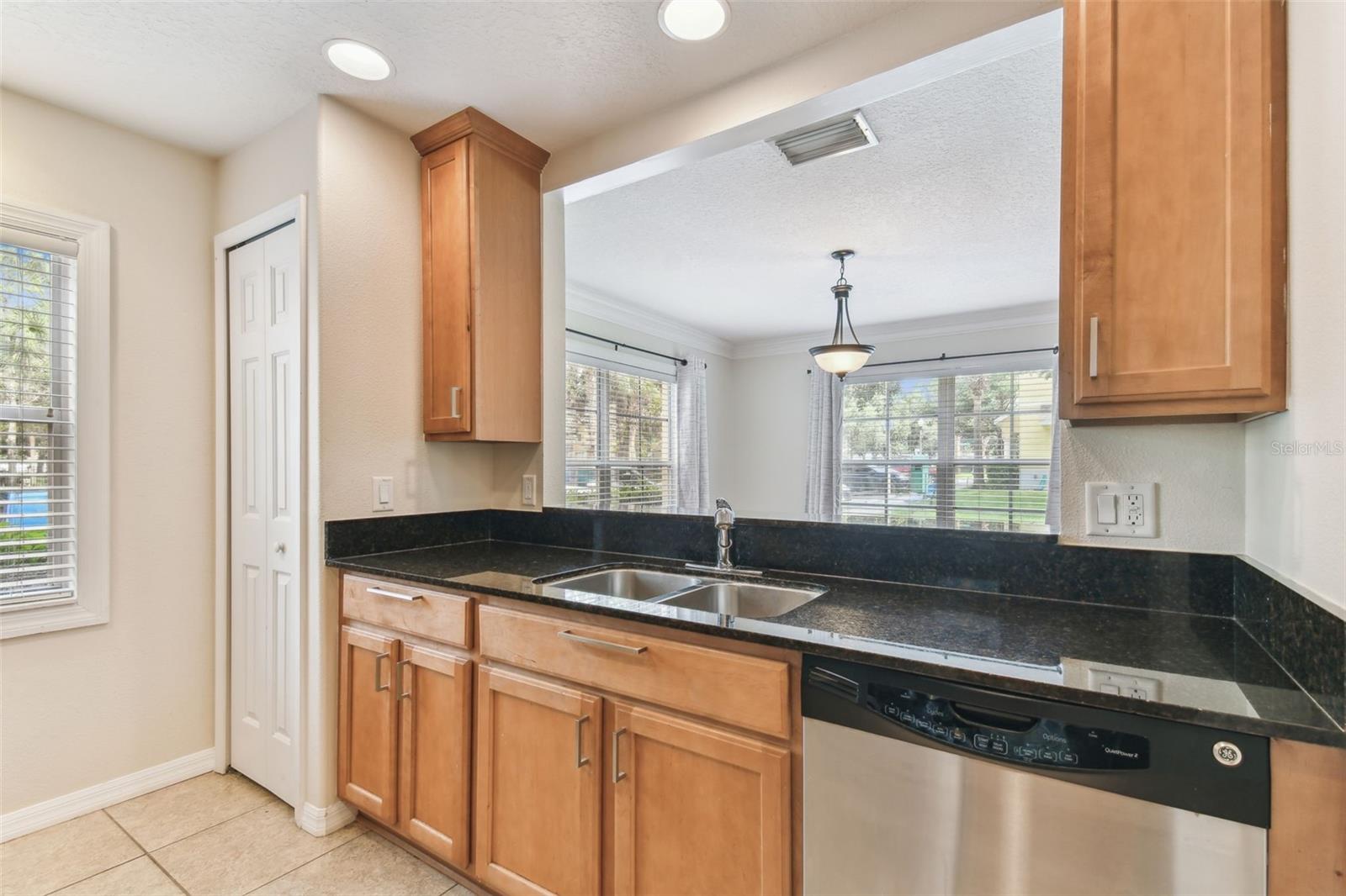 6262 MAISIE RD, ZEPHYRHILLS, FL, 33542