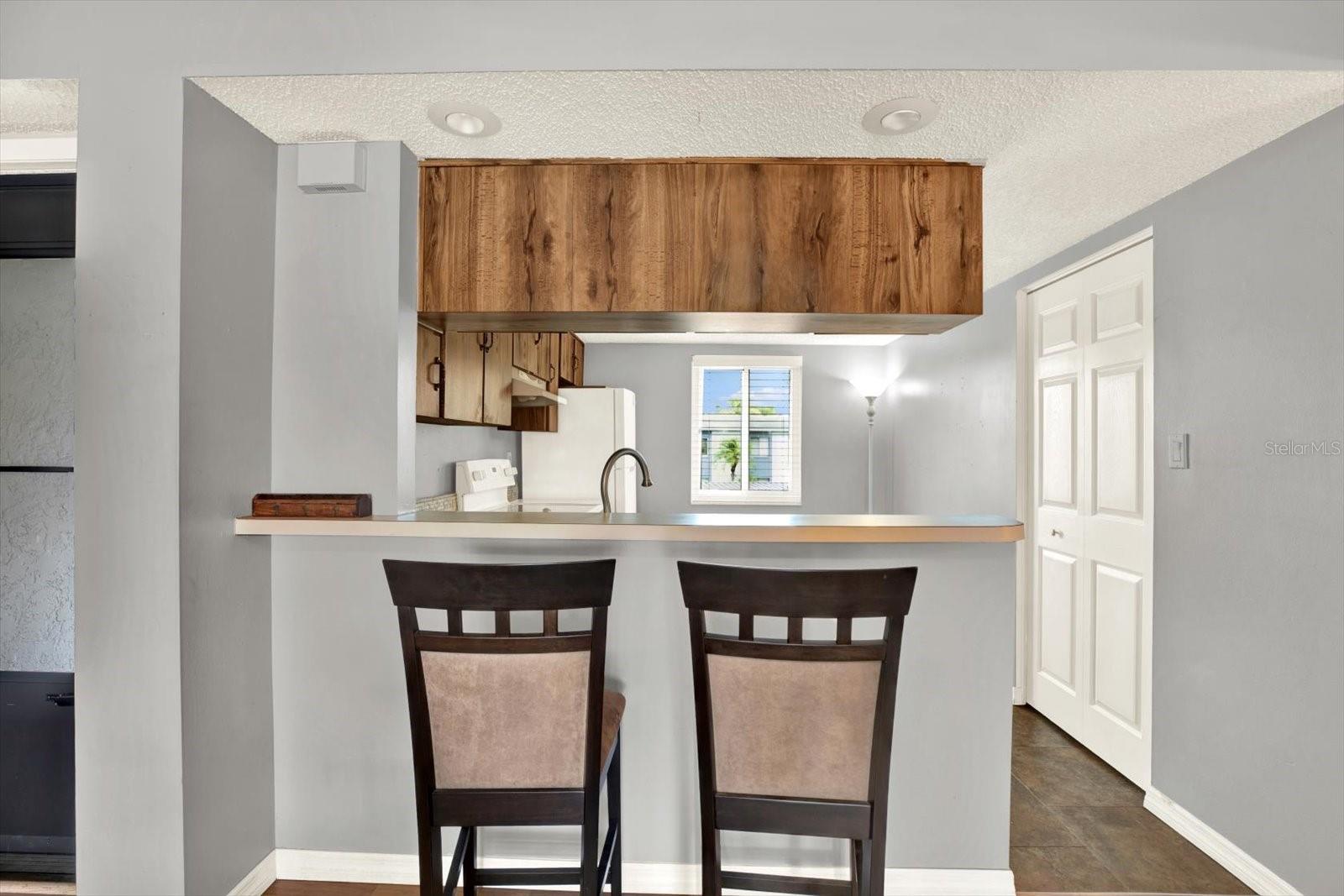 250 CYPRESS LN, OLDSMAR, FL, 34677