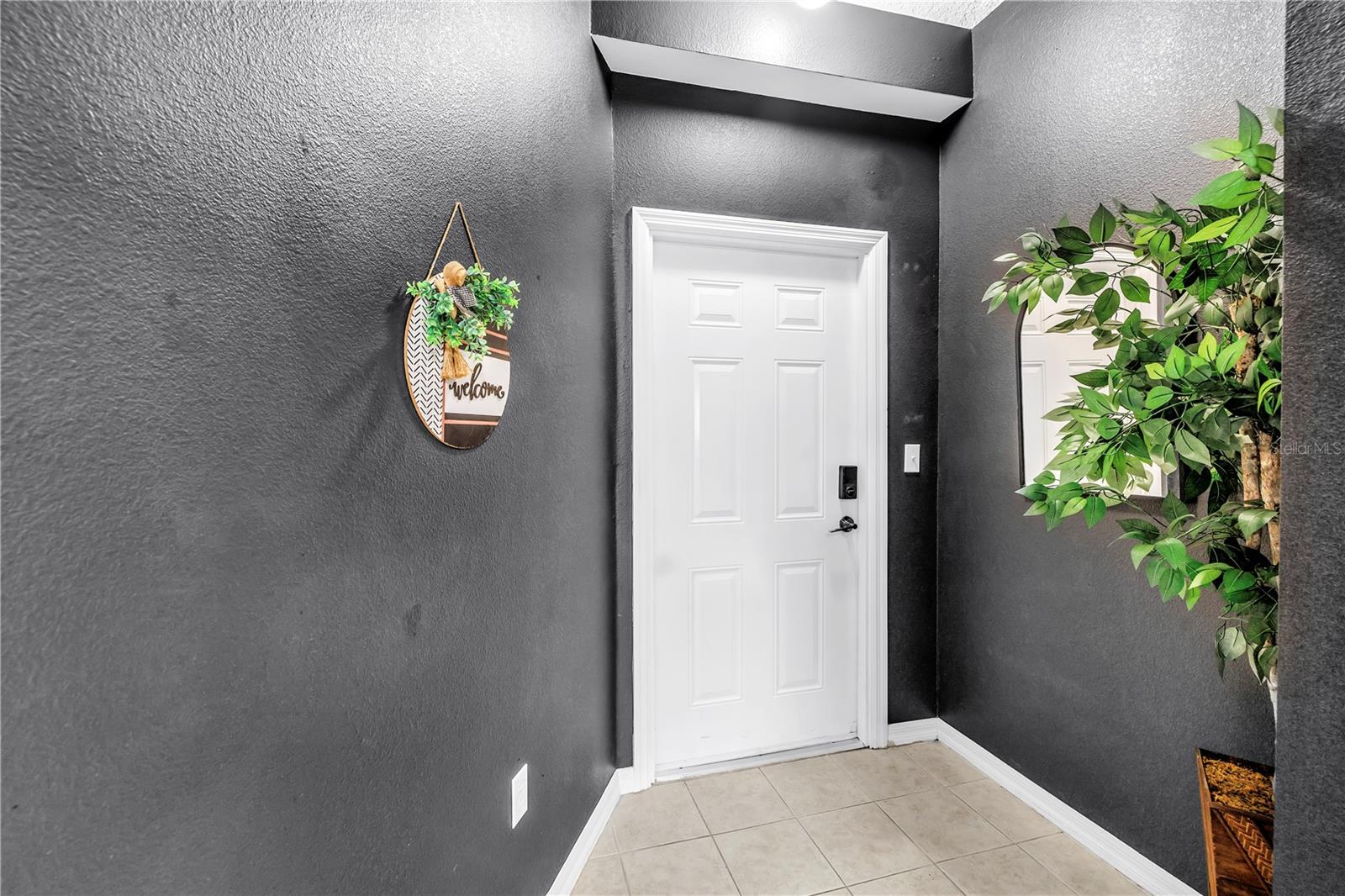 316 8TH ST S #204, ST PETERSBURG, FL, 33701