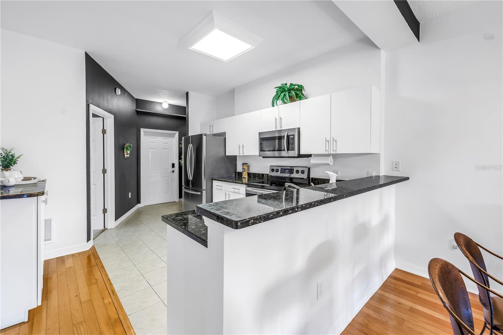 316 8TH ST S #204, ST PETERSBURG, FL, 33701