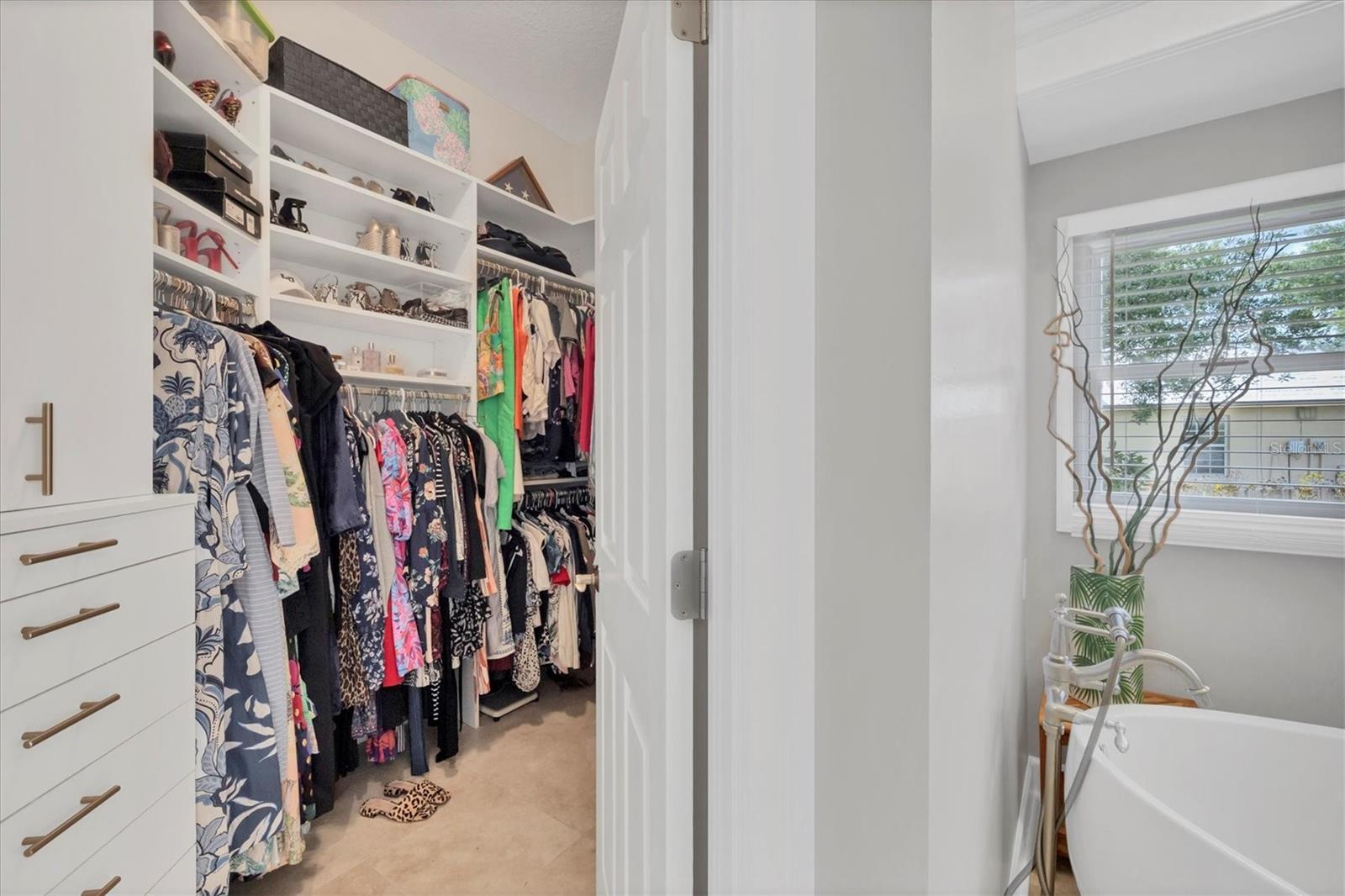 3386 CHARLES MACDONALD DR, SARASOTA, FL, 34240