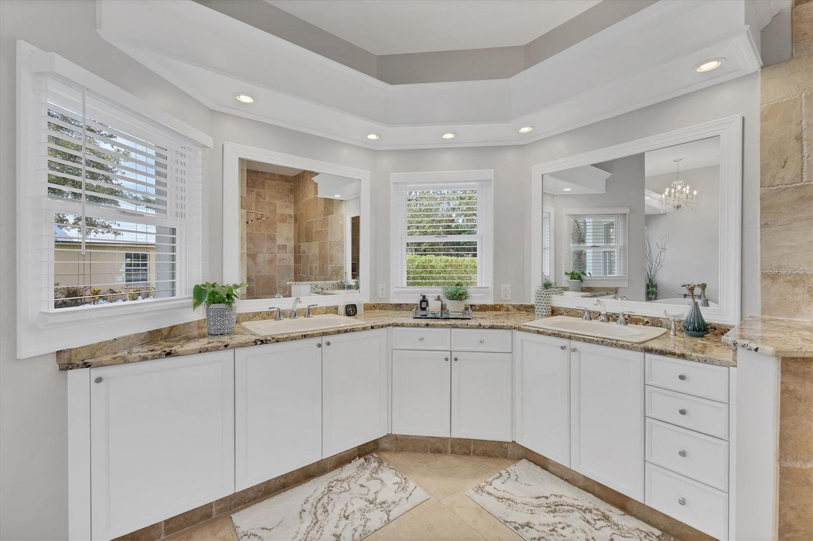 3386 CHARLES MACDONALD DR, SARASOTA, FL, 34240