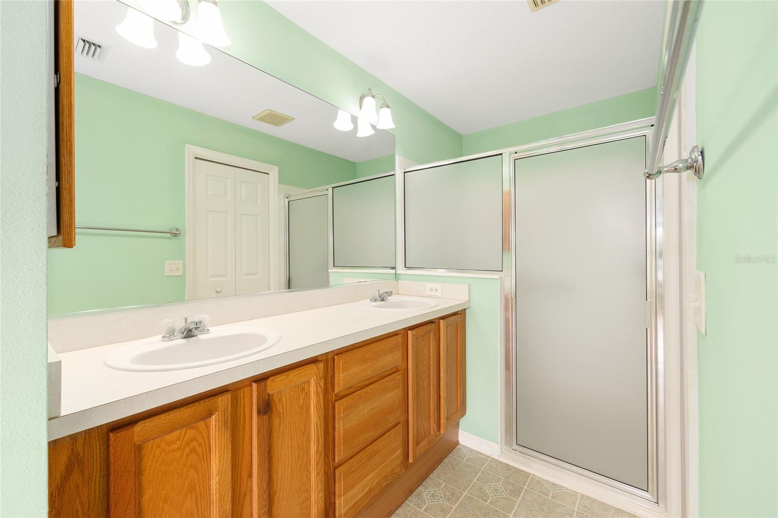 17112 SE 78TH PARLANGE TER, THE VILLAGES, FL, 32162