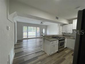 8998 91ST TER, SEMINOLE, FL, 33777