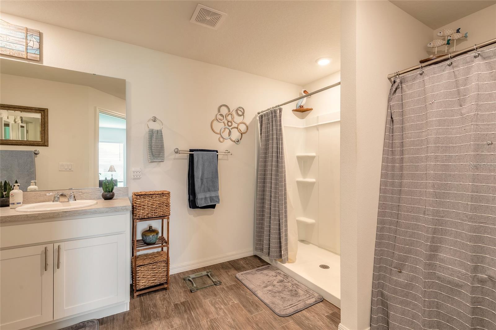 49 LLAMA TRL, PALM COAST, FL, 32164