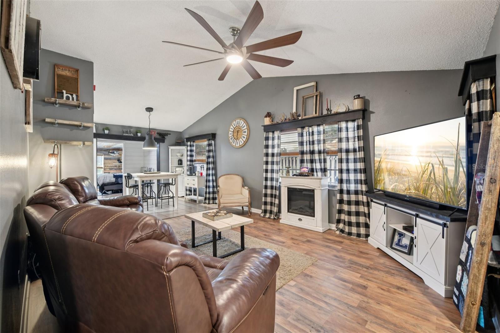 4650 EASTWIND DR, PLANT CITY, FL, 33566