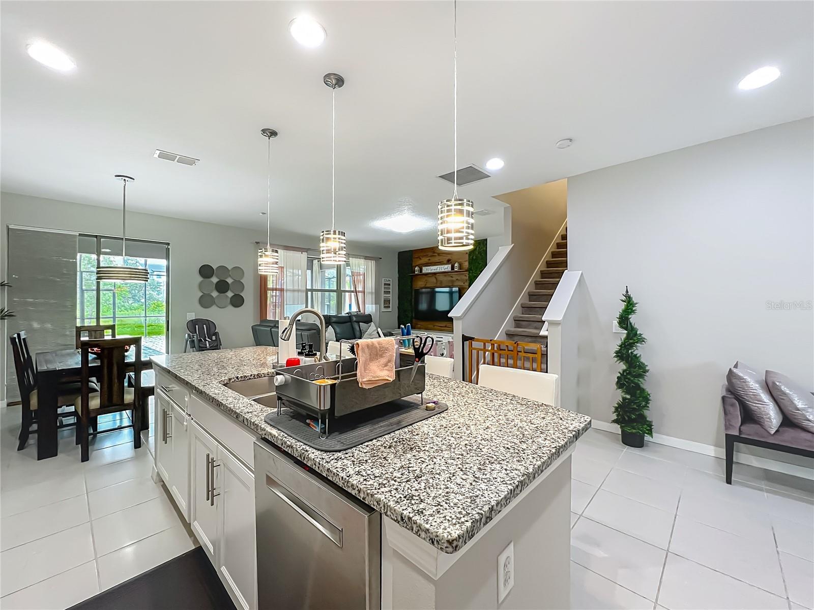 1808 REGAL RIVER CIR, OCOEE, FL, 34761