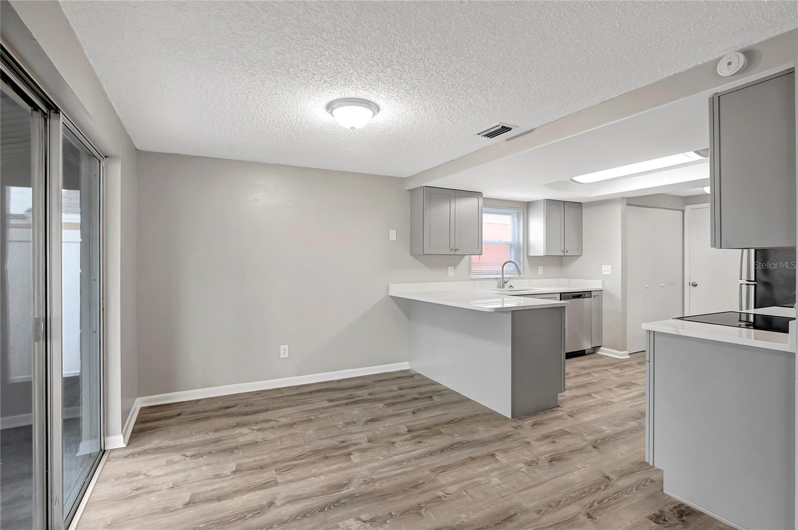 12416 MONDRAGON DR, TAMPA, FL, 33625