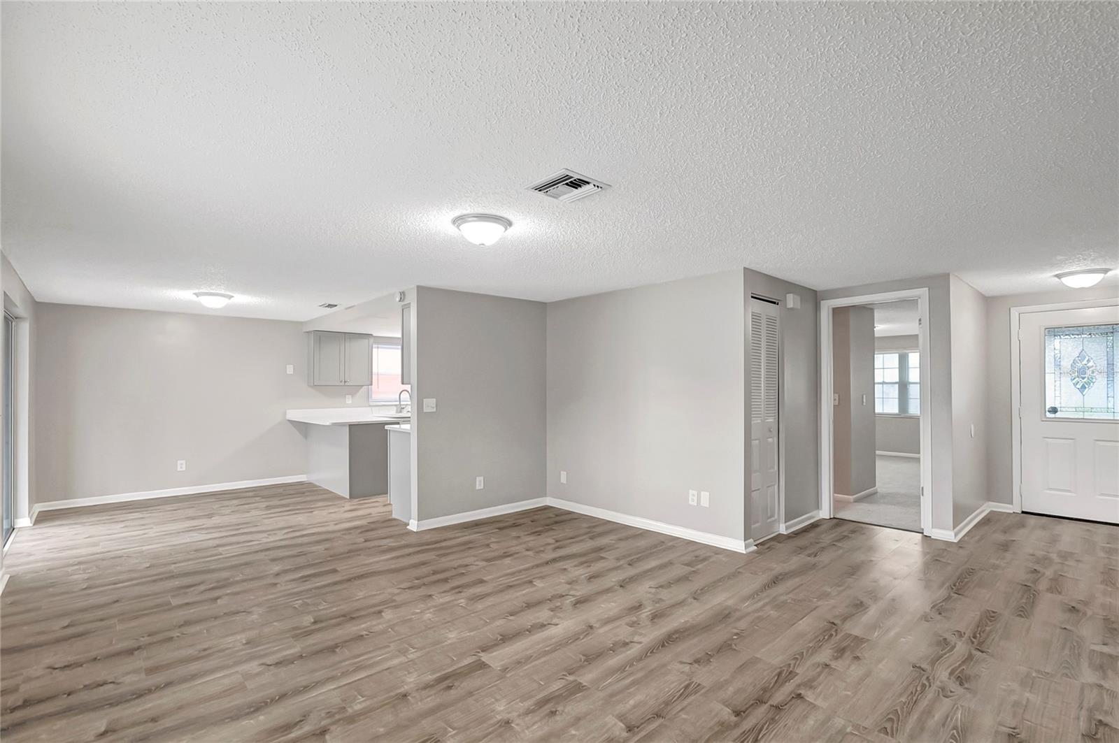 12416 MONDRAGON DR, TAMPA, FL, 33625