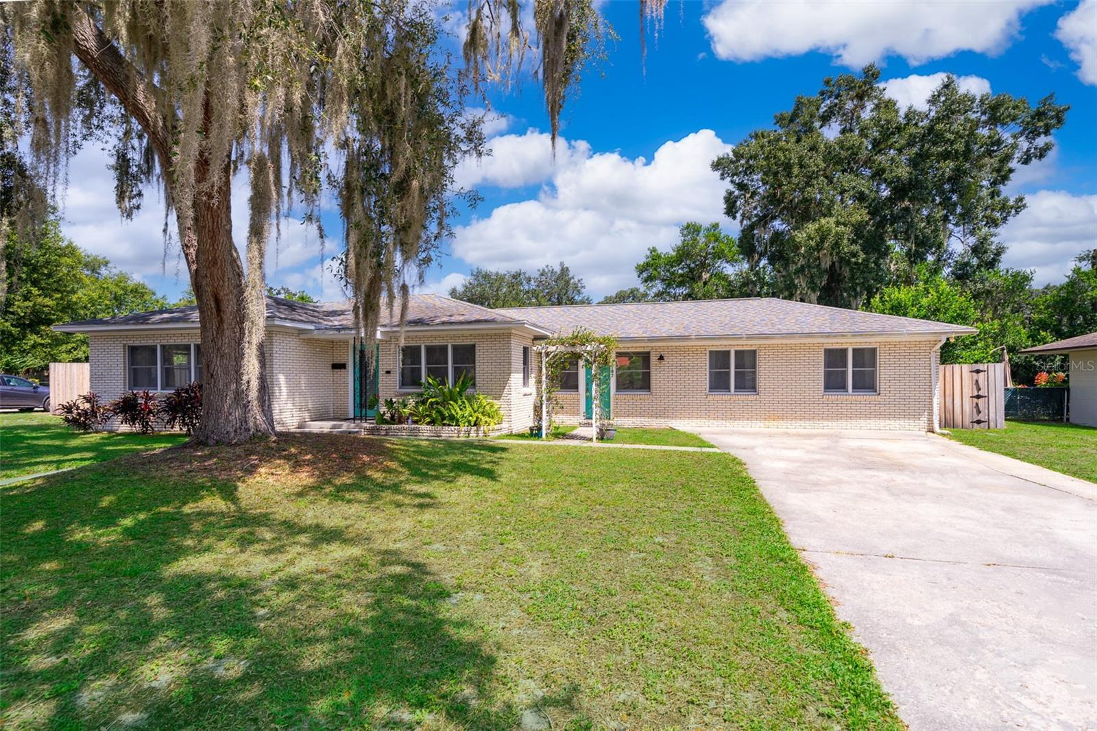 2187 PALMETTO RD, MOUNT DORA, FL, 32757