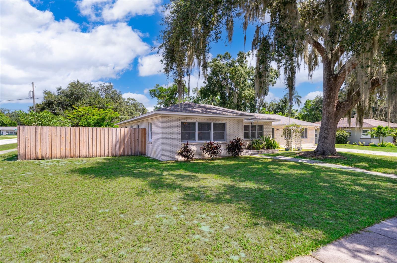 2187 PALMETTO RD, MOUNT DORA, FL, 32757