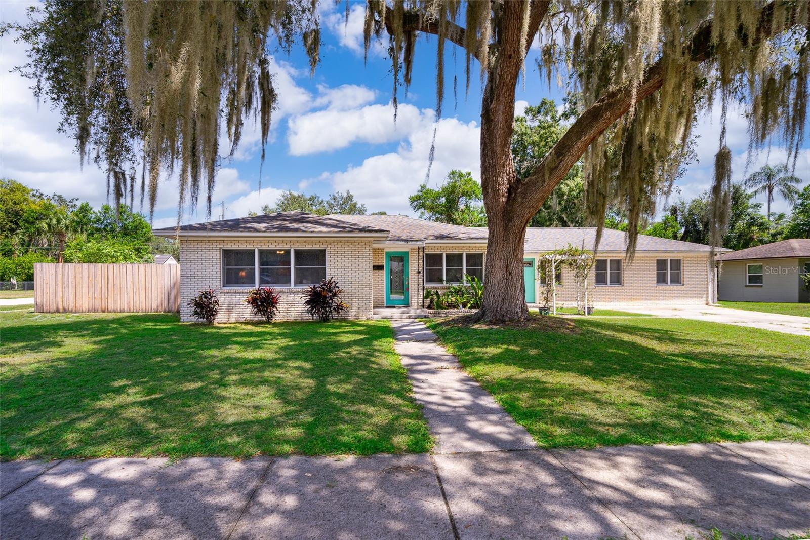 2187 PALMETTO RD, MOUNT DORA, FL, 32757