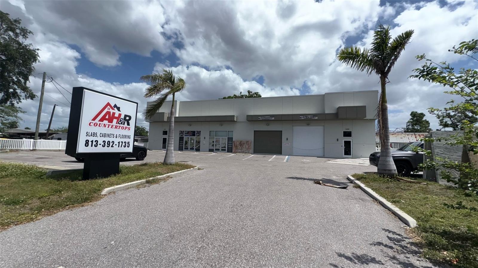 DREW PARK RE OF, TAMPA, FL, 33614