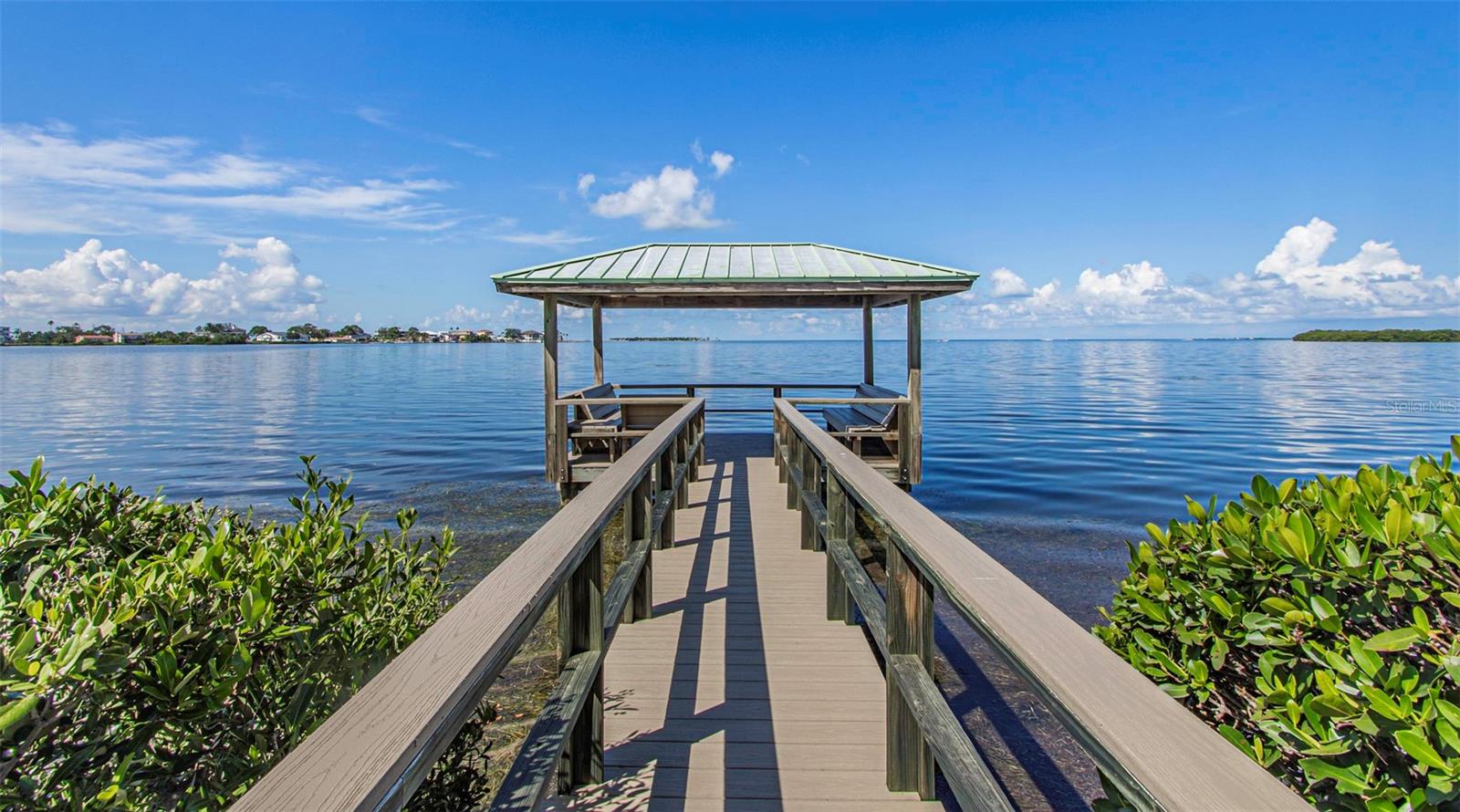 N POINTE ALEXIS DR, TARPON SPRINGS, FL, 34689