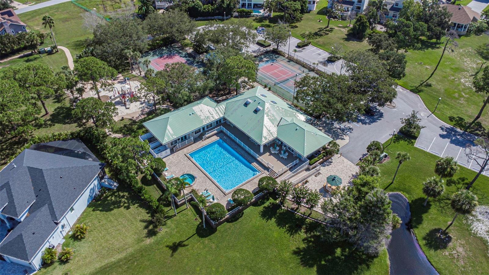 N POINTE ALEXIS DR, TARPON SPRINGS, FL, 34689