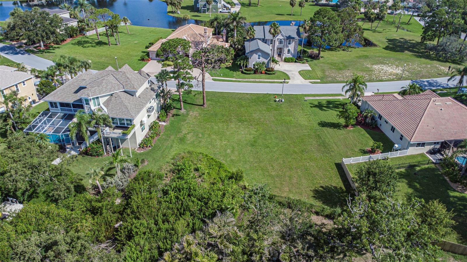 N POINTE ALEXIS DR, TARPON SPRINGS, FL, 34689