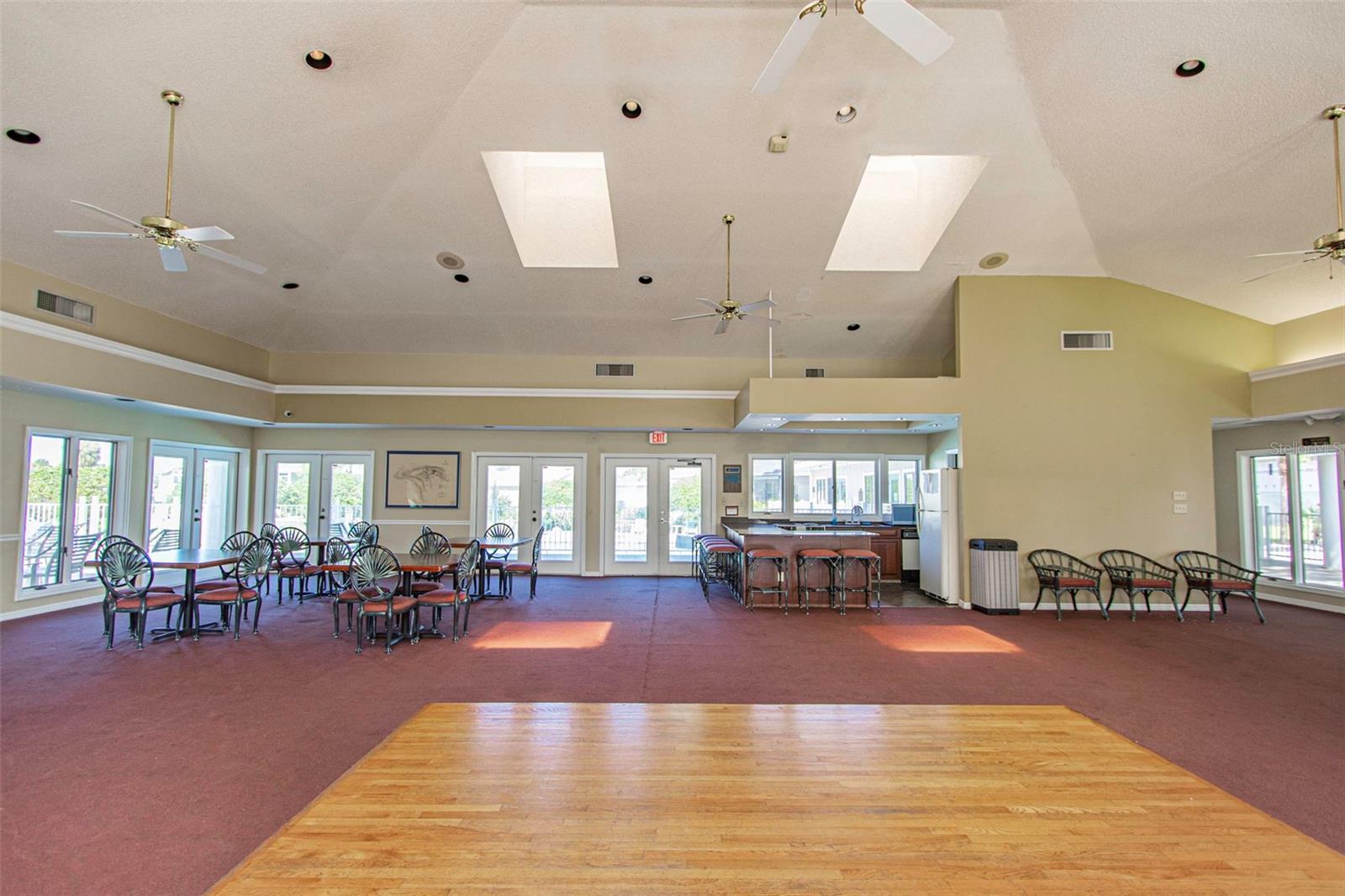 N POINTE ALEXIS DR, TARPON SPRINGS, FL, 34689