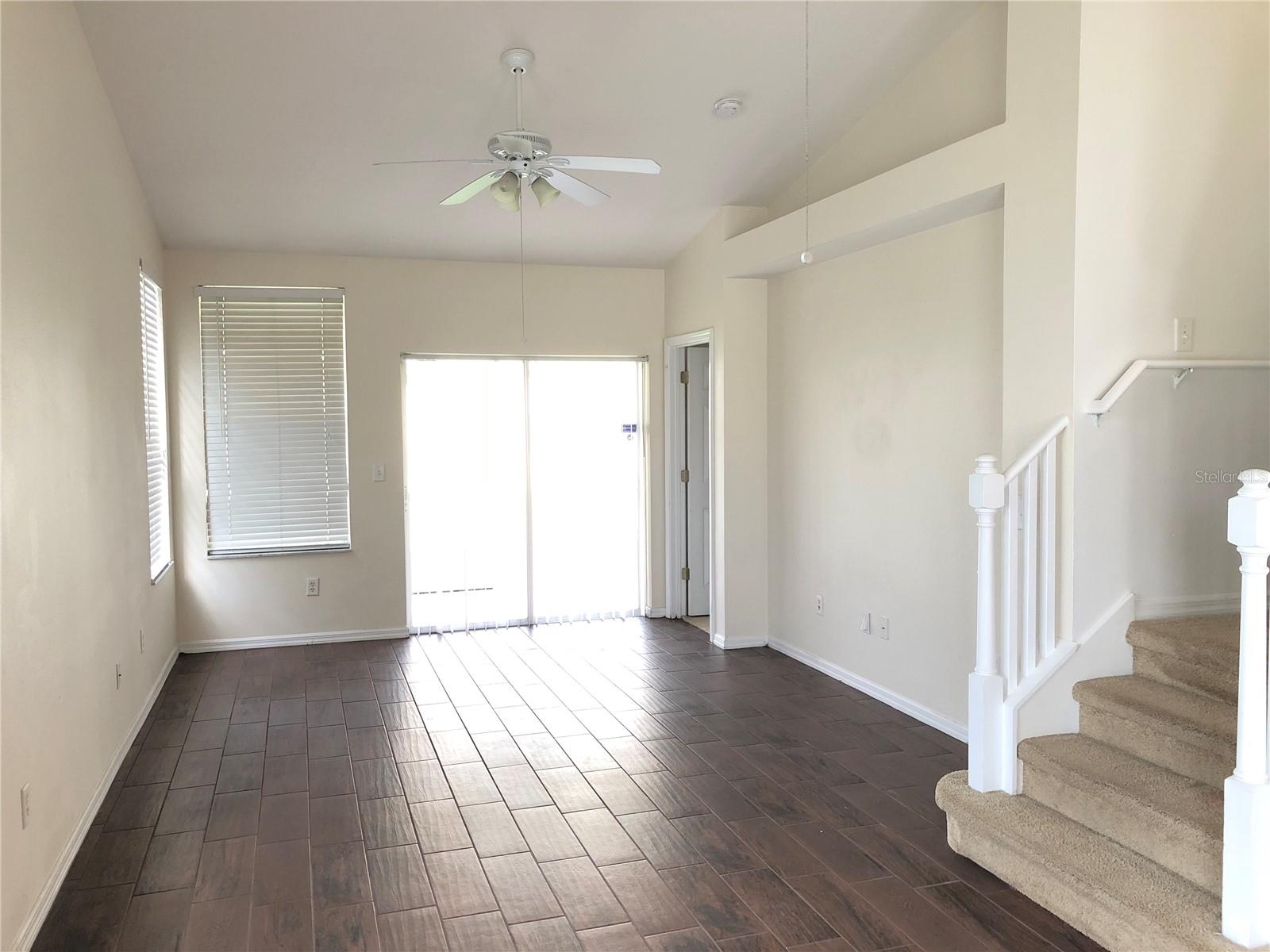 9817 CARLSDALE DR, RIVERVIEW, FL, 33578