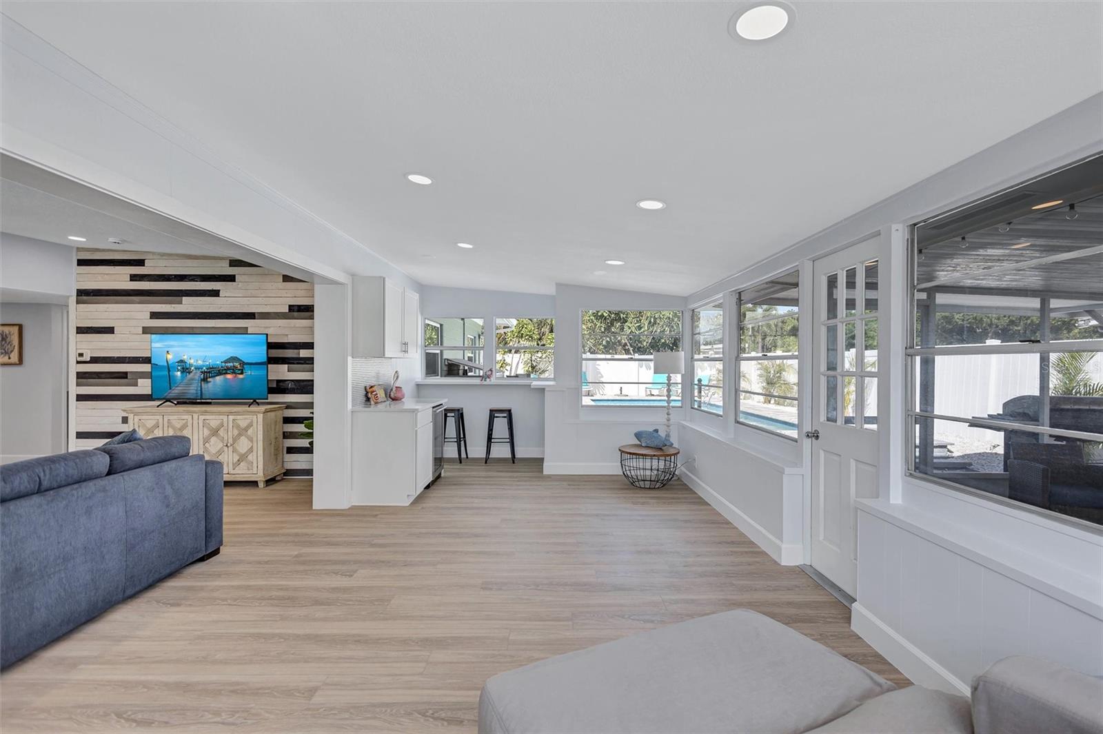 5181 102ND WAY N, ST PETERSBURG, FL, 33708