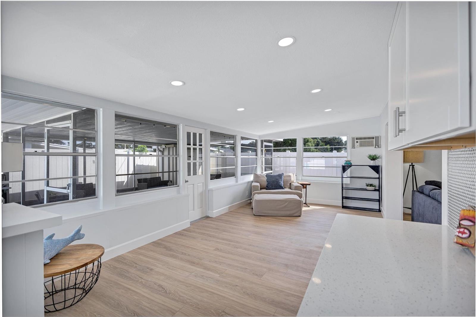 5181 102ND WAY N, ST PETERSBURG, FL, 33708