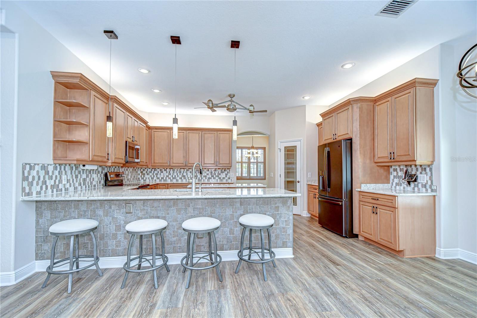 918 JOHN CRESSLER DR, SEFFNER, FL, 33584