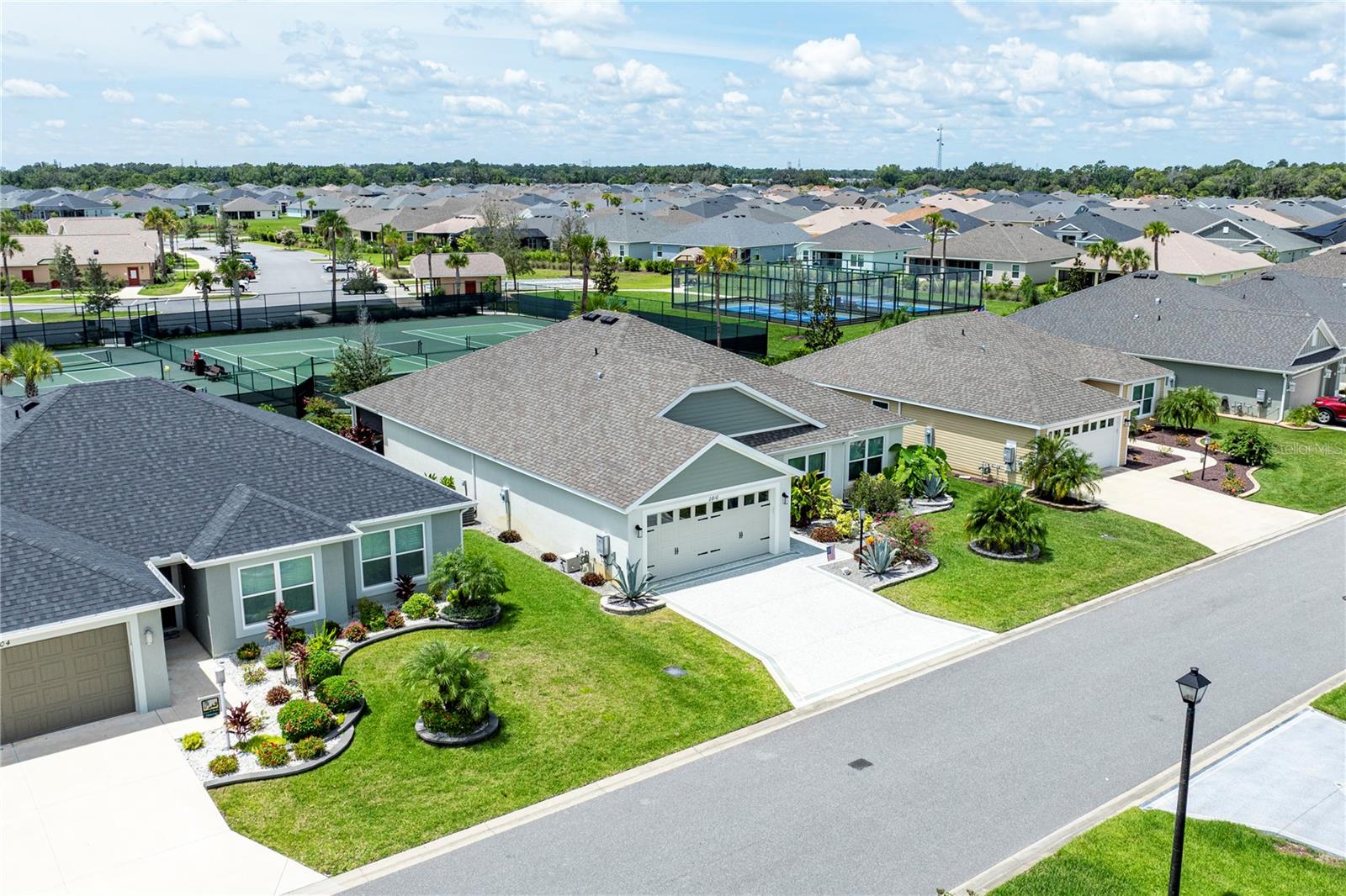 2810 NAVY HILL CIR, THE VILLAGES, FL, 32163