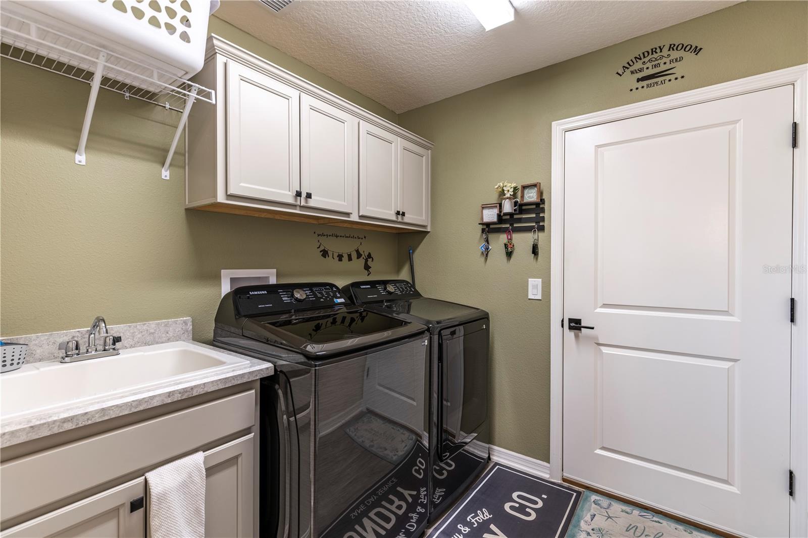 2810 NAVY HILL CIR, THE VILLAGES, FL, 32163