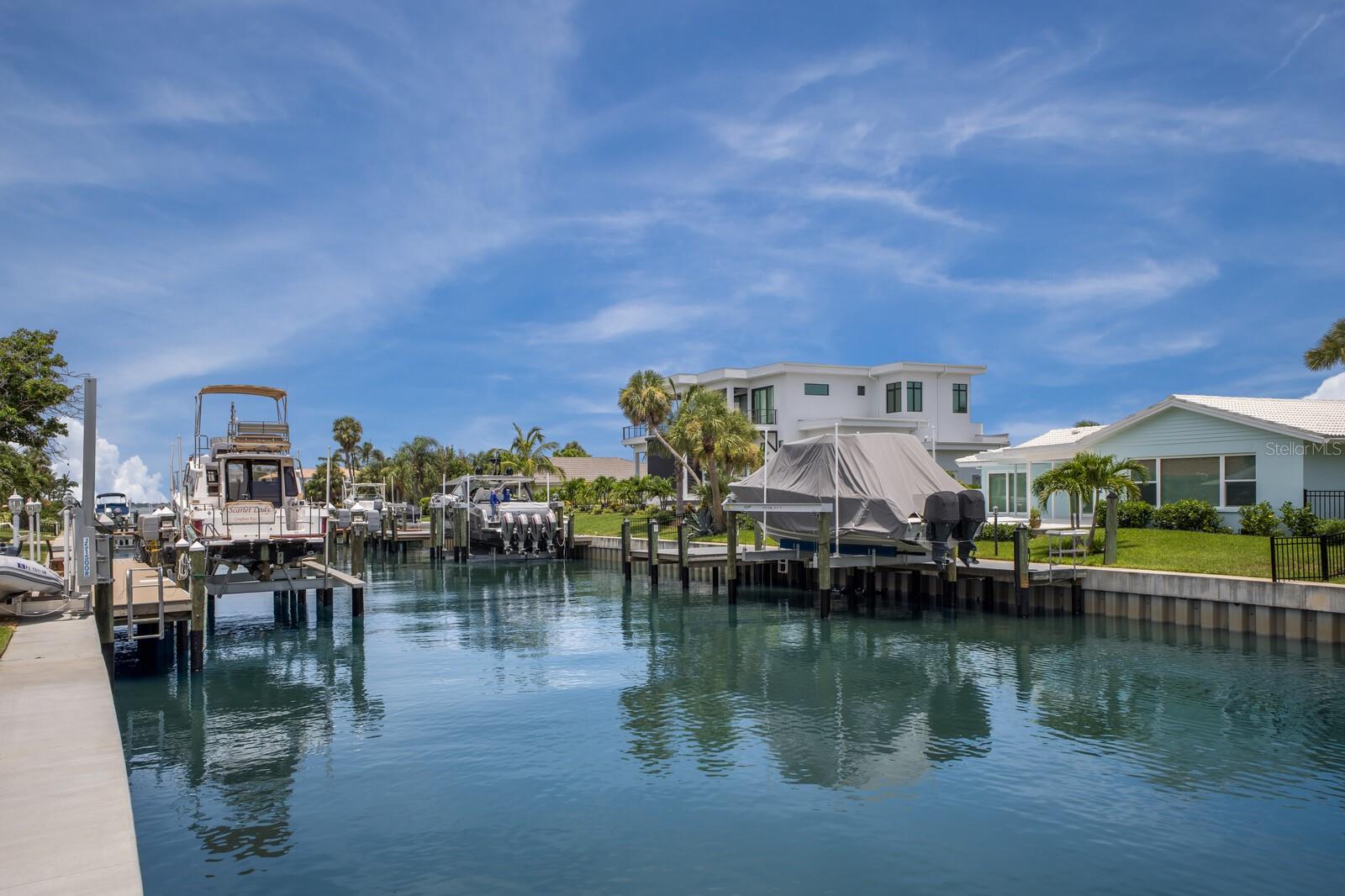 510 PUTTER LN, LONGBOAT KEY, FL, 34228