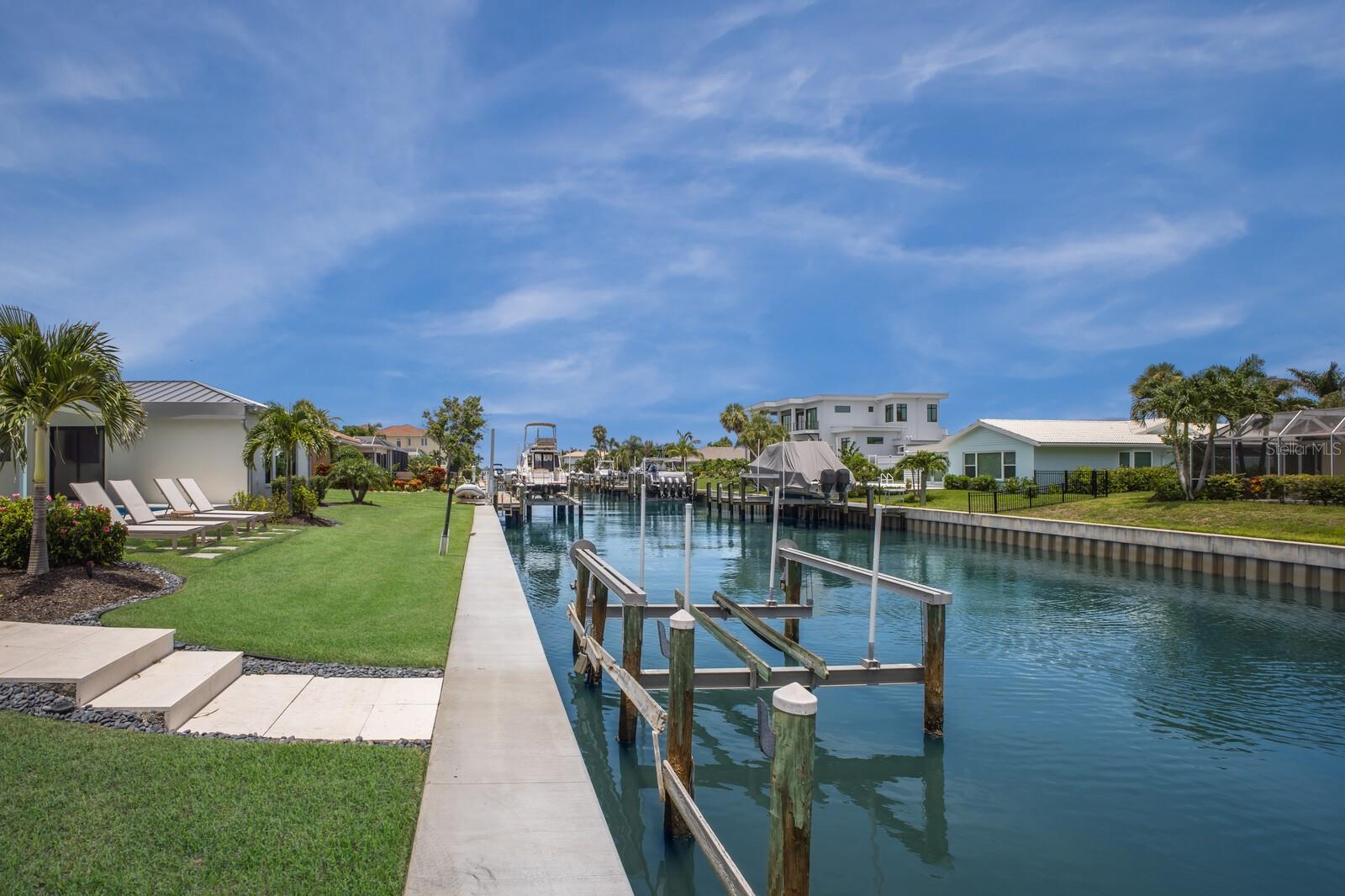 510 PUTTER LN, LONGBOAT KEY, FL, 34228