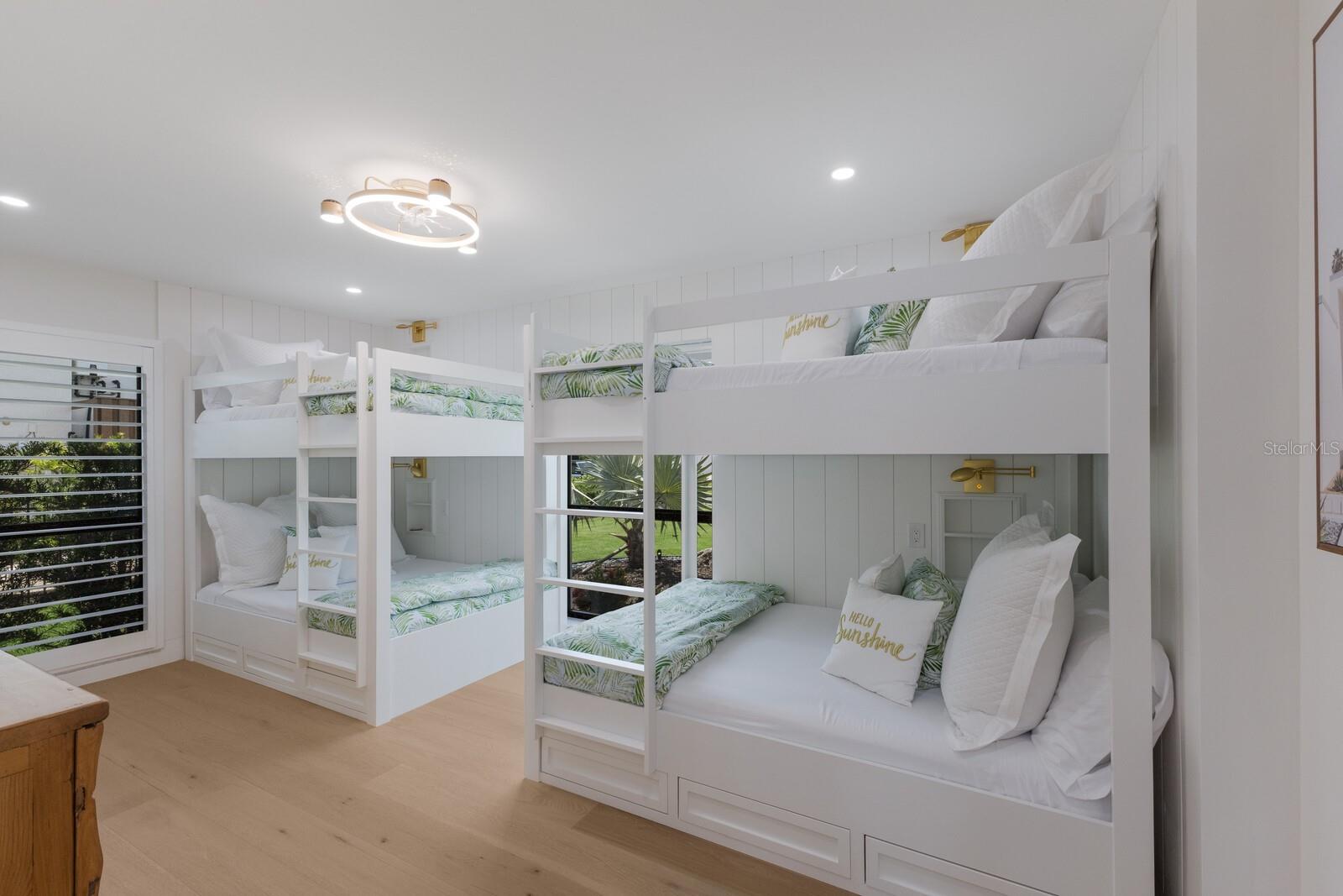 510 PUTTER LN, LONGBOAT KEY, FL, 34228