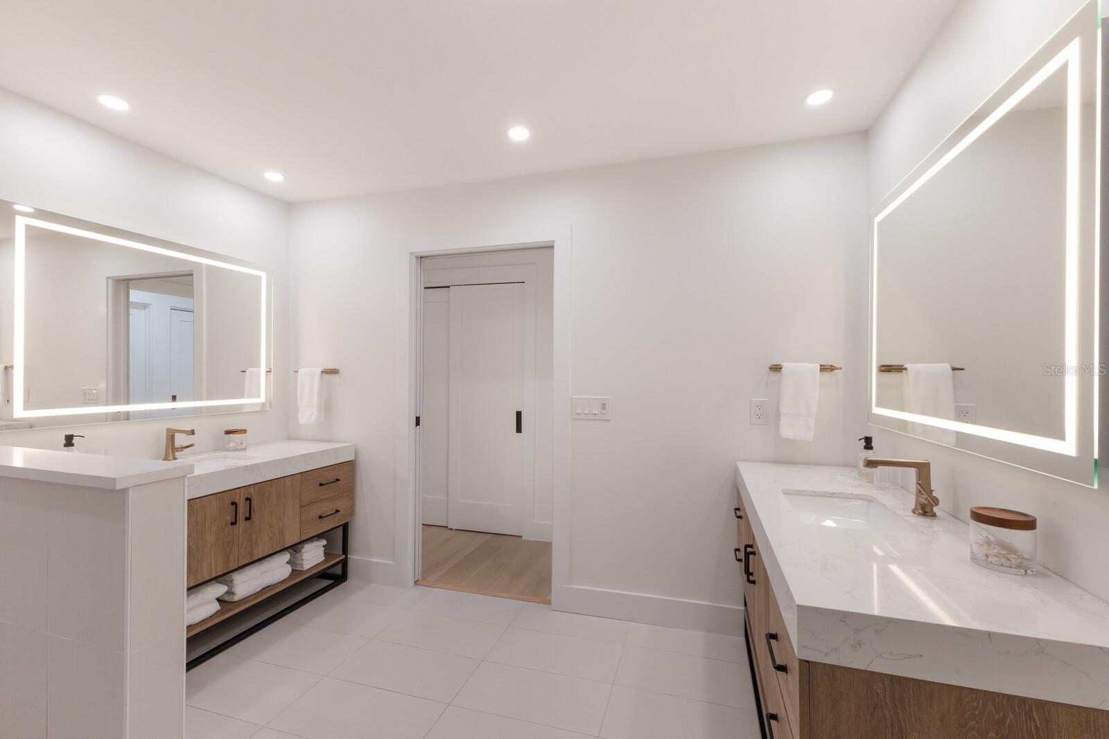 510 PUTTER LN, LONGBOAT KEY, FL, 34228