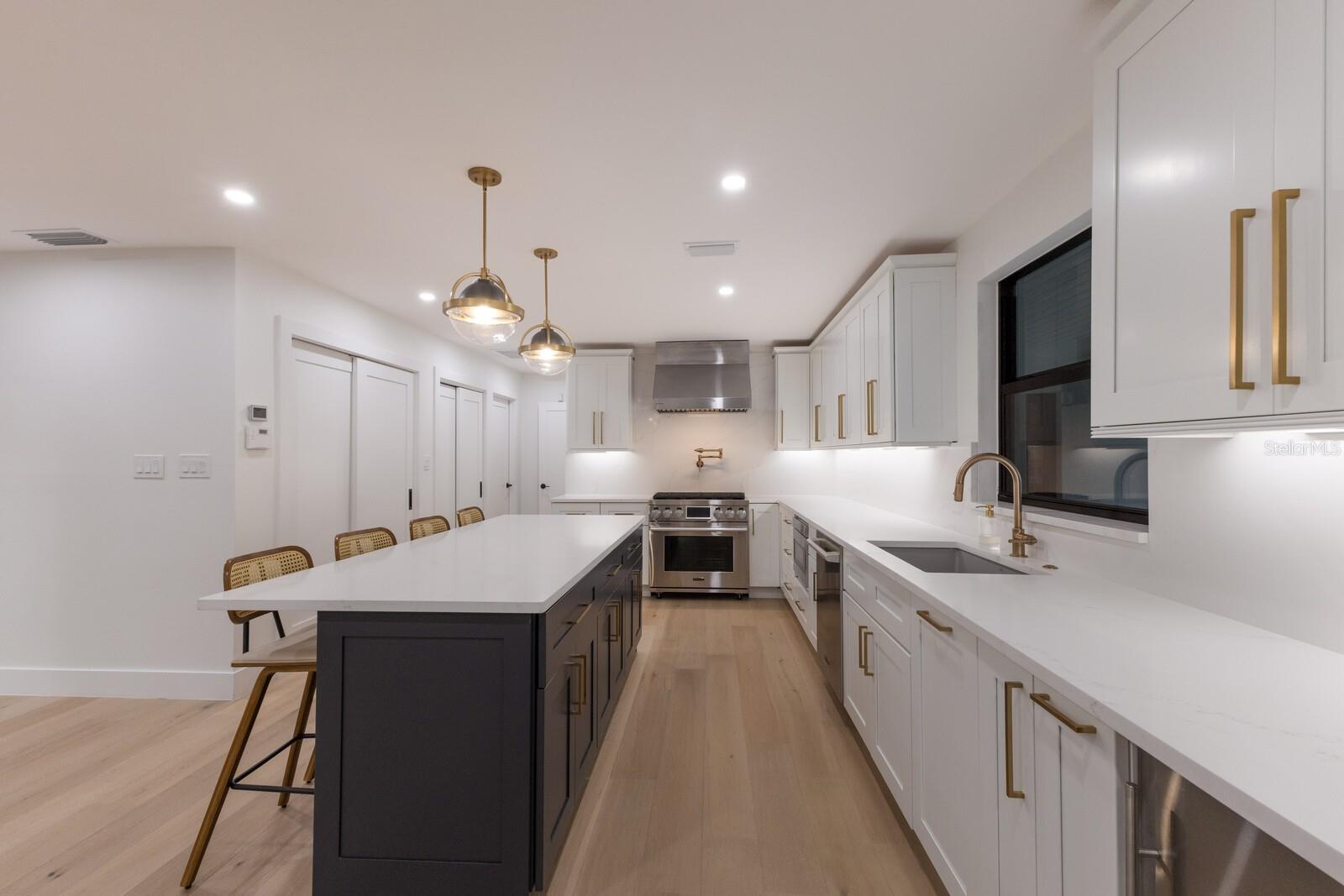 510 PUTTER LN, LONGBOAT KEY, FL, 34228