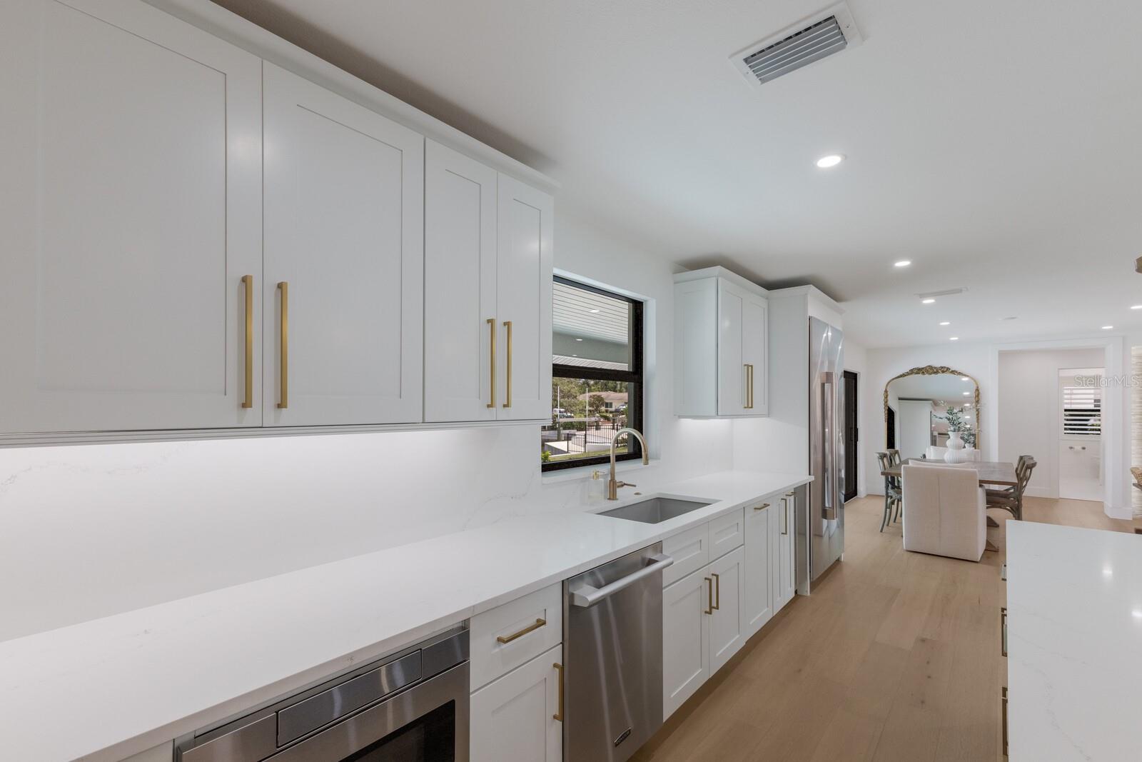 510 PUTTER LN, LONGBOAT KEY, FL, 34228