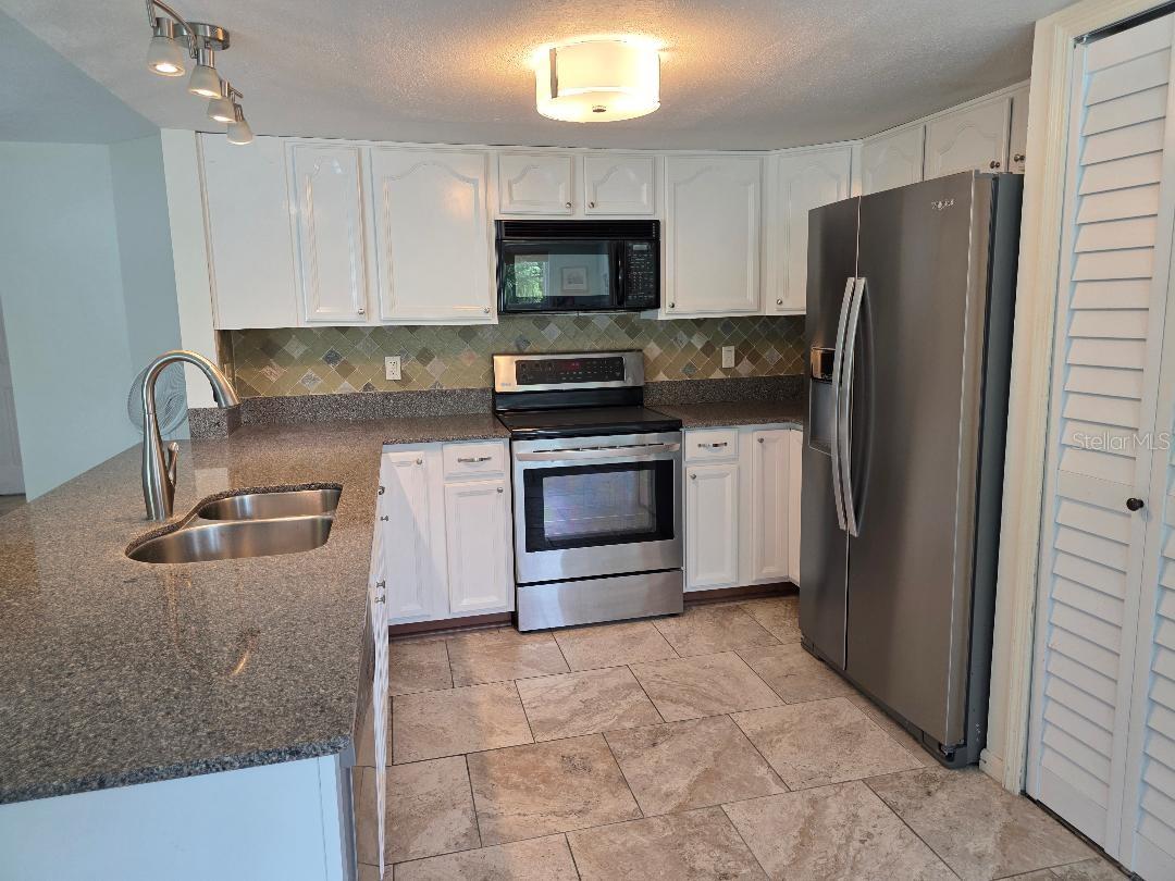 11932 99TH AVE AVE N, SEMINOLE, FL, 33772