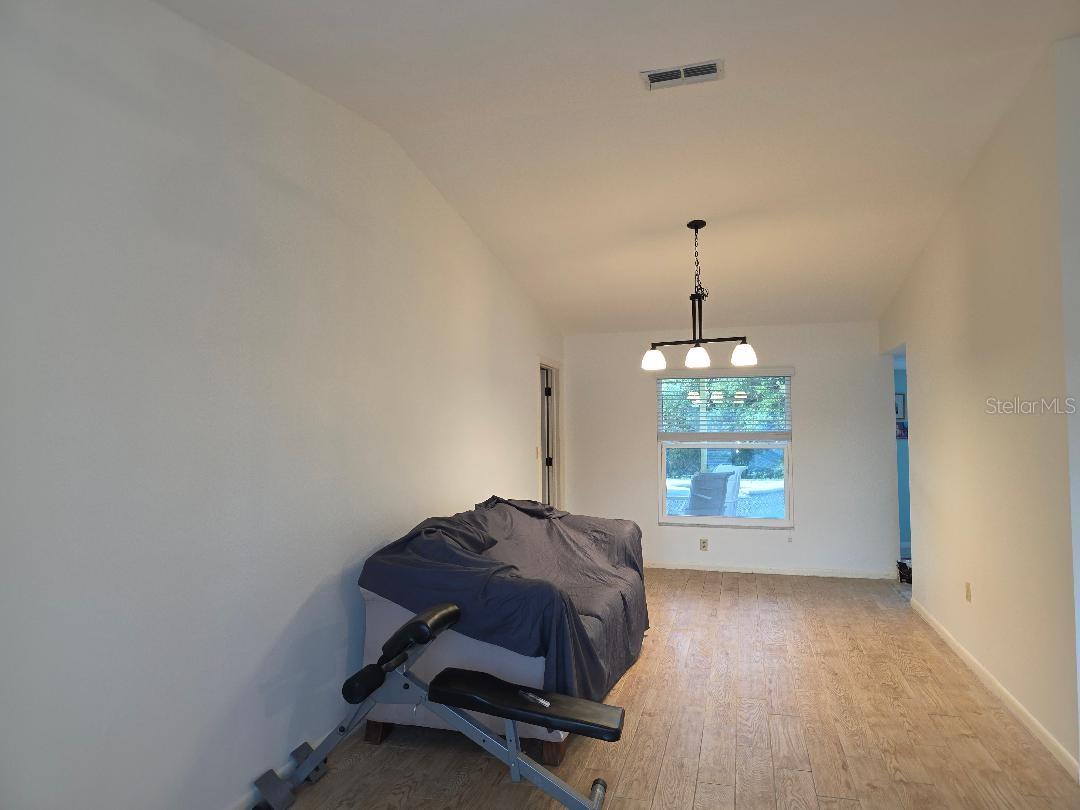 11932 99TH AVE AVE N, SEMINOLE, FL, 33772