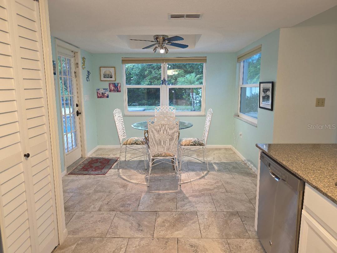 11932 99TH AVE AVE N, SEMINOLE, FL, 33772