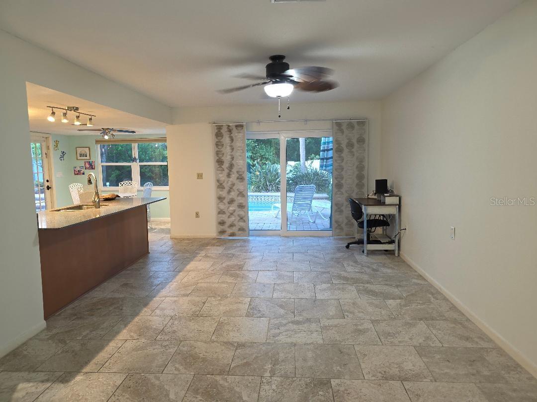 11932 99TH AVE AVE N, SEMINOLE, FL, 33772