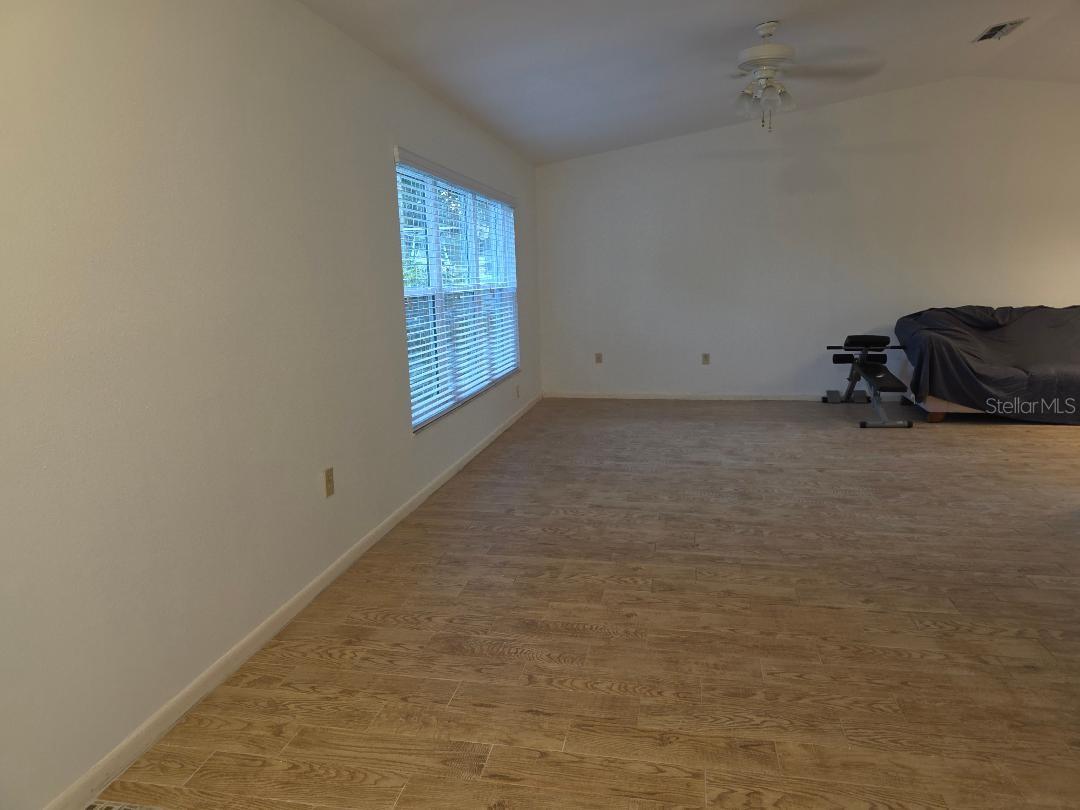 11932 99TH AVE AVE N, SEMINOLE, FL, 33772