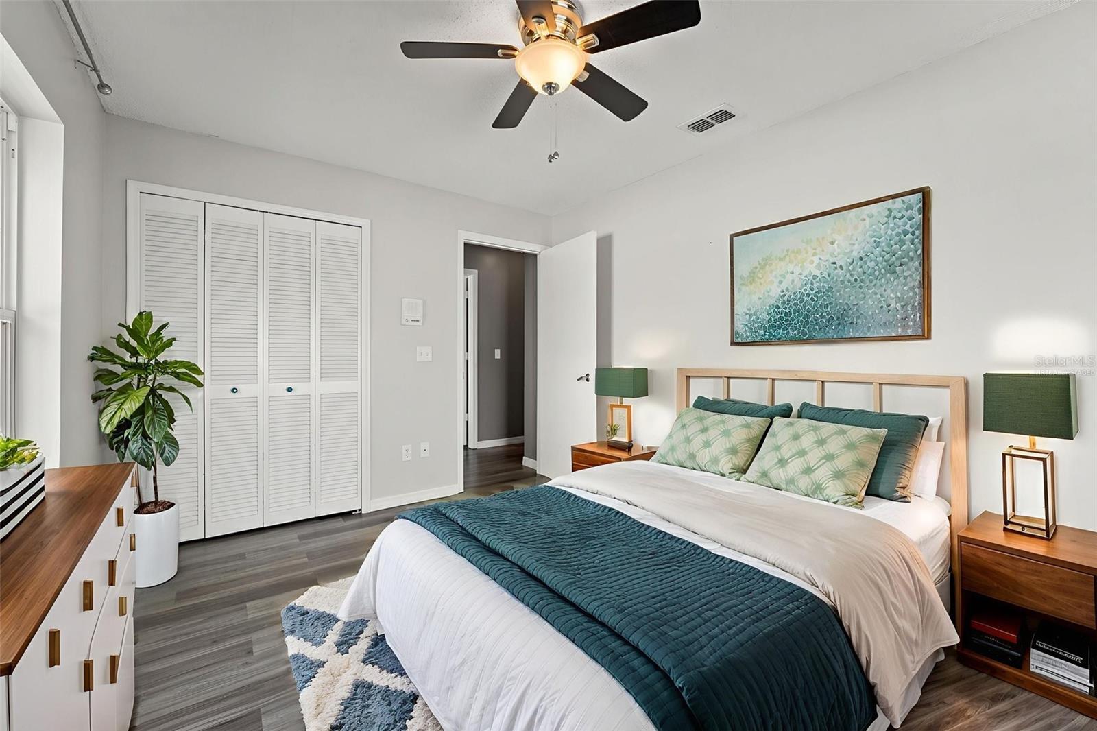 8704 MIDDLE CROSS PL, TAMPA, FL, 33635