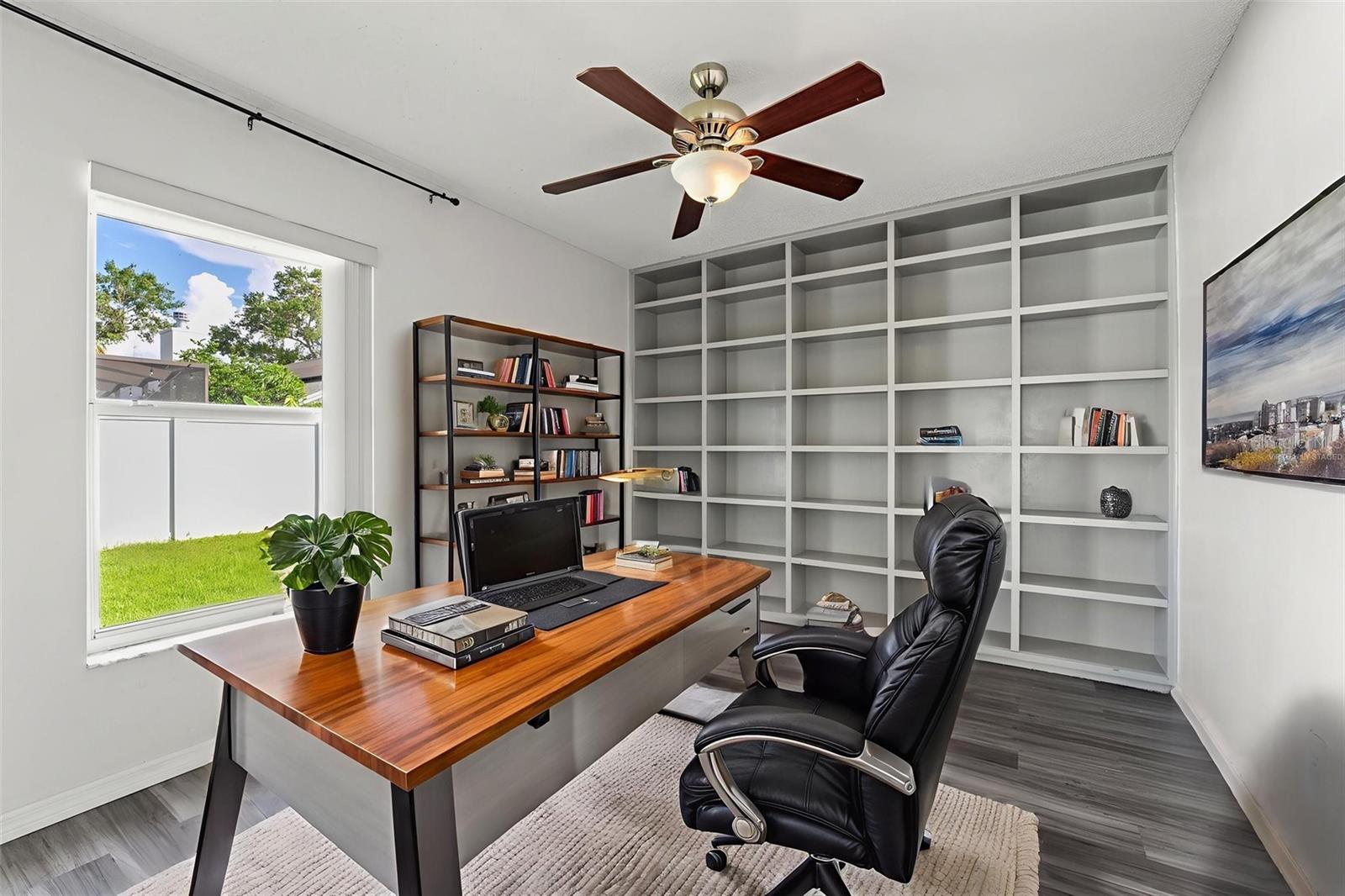 8704 MIDDLE CROSS PL, TAMPA, FL, 33635