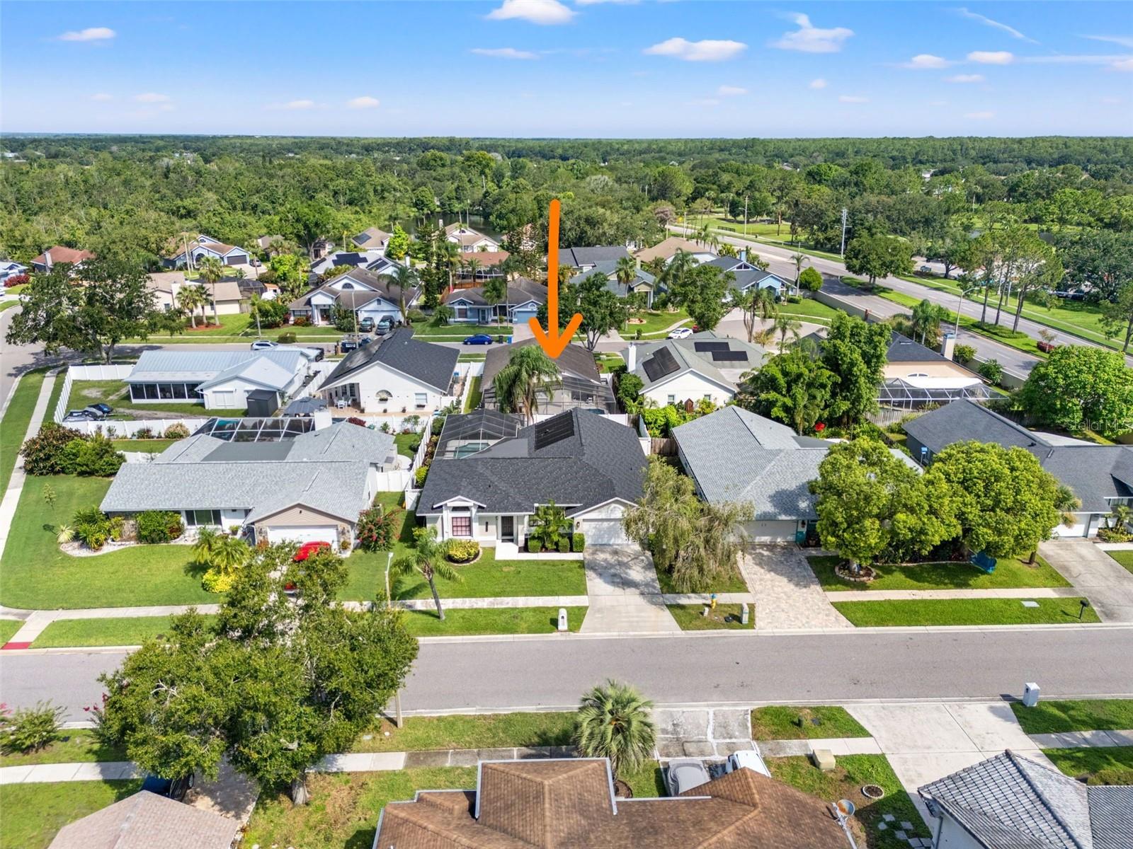 8704 MIDDLE CROSS PL, TAMPA, FL, 33635