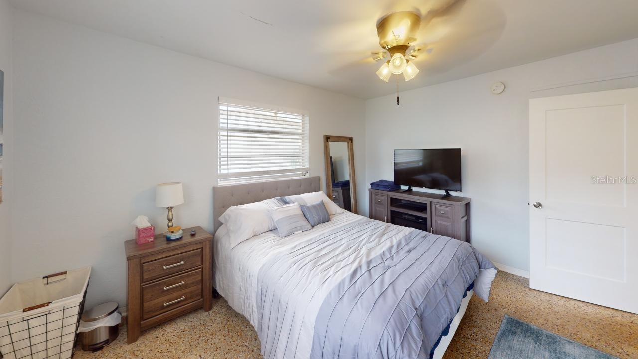 O6325031 Property Photo