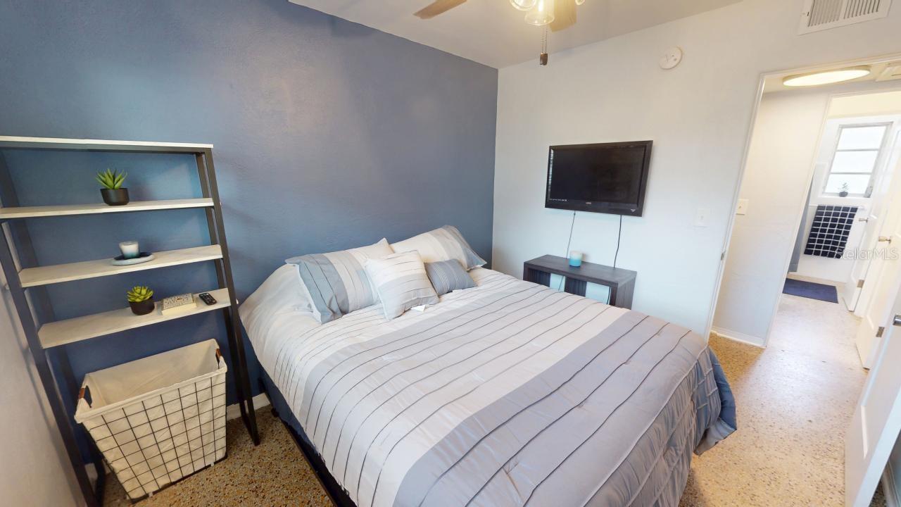 O6325031 Property Photo